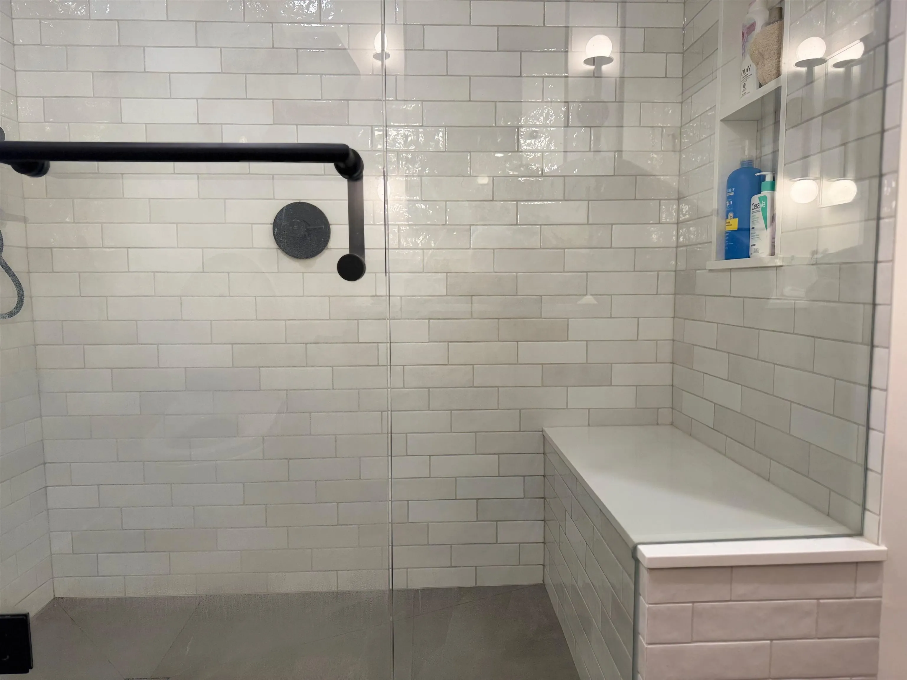 105 2 Renaissance Square