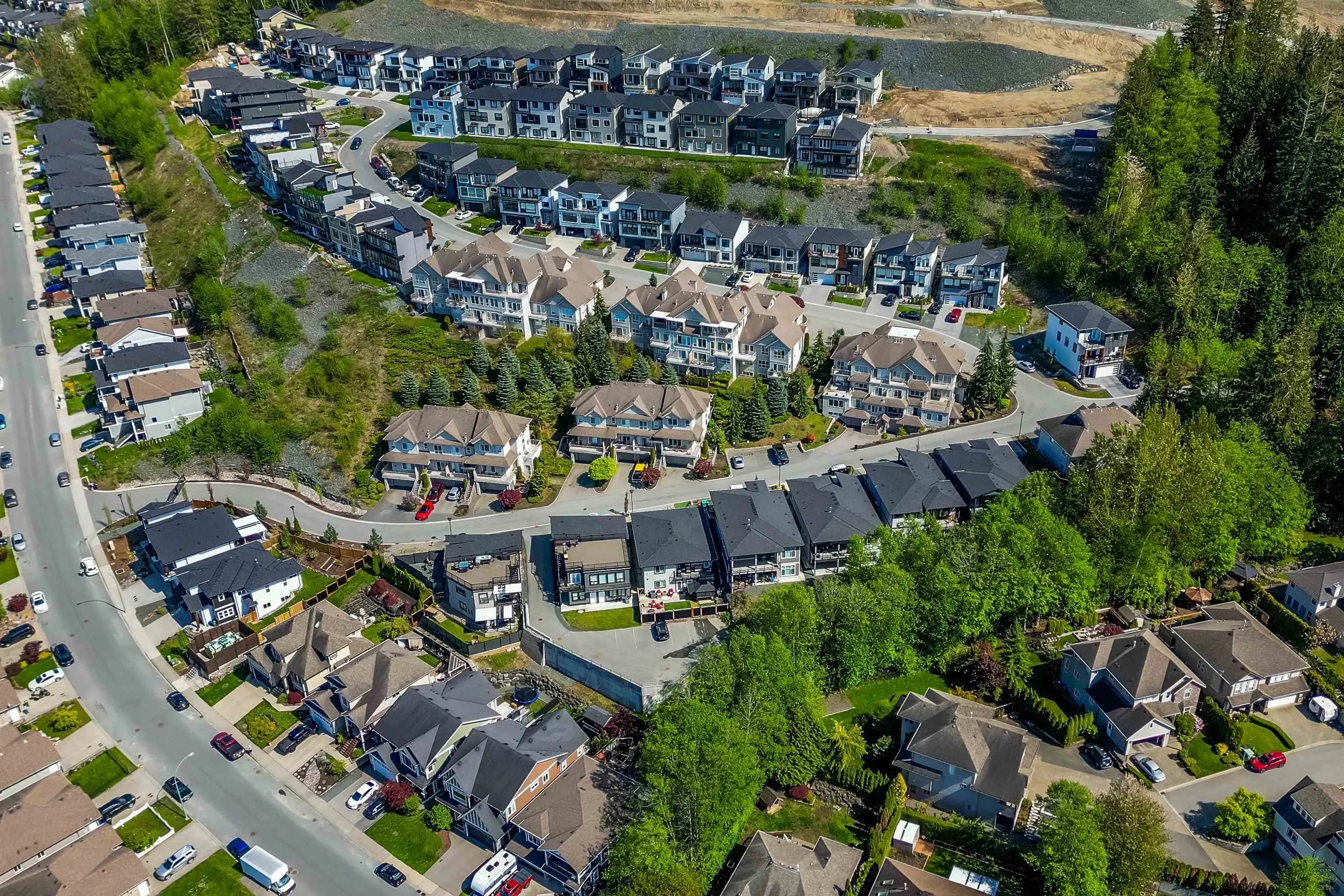 1602 5260 Goldspring Place