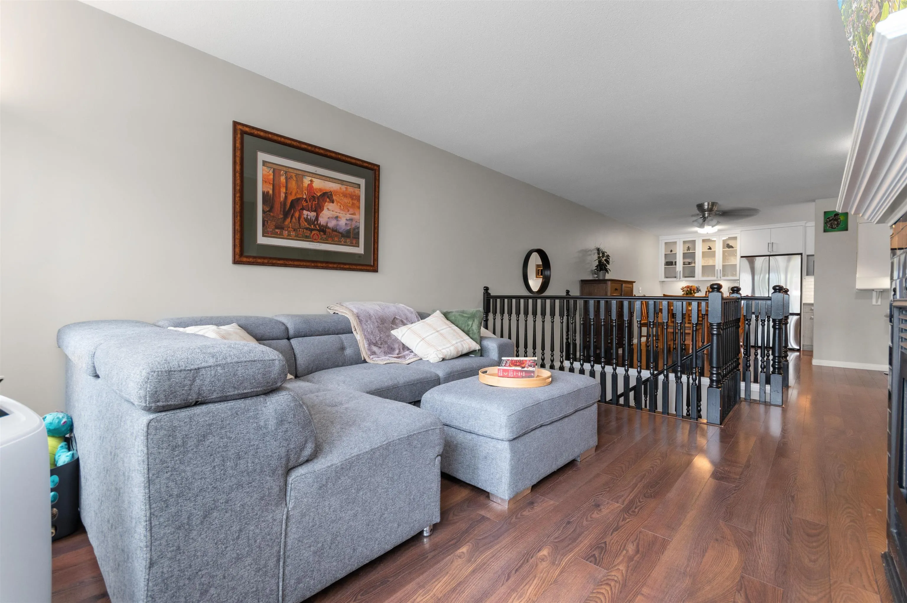 1602 5260 Goldspring Place