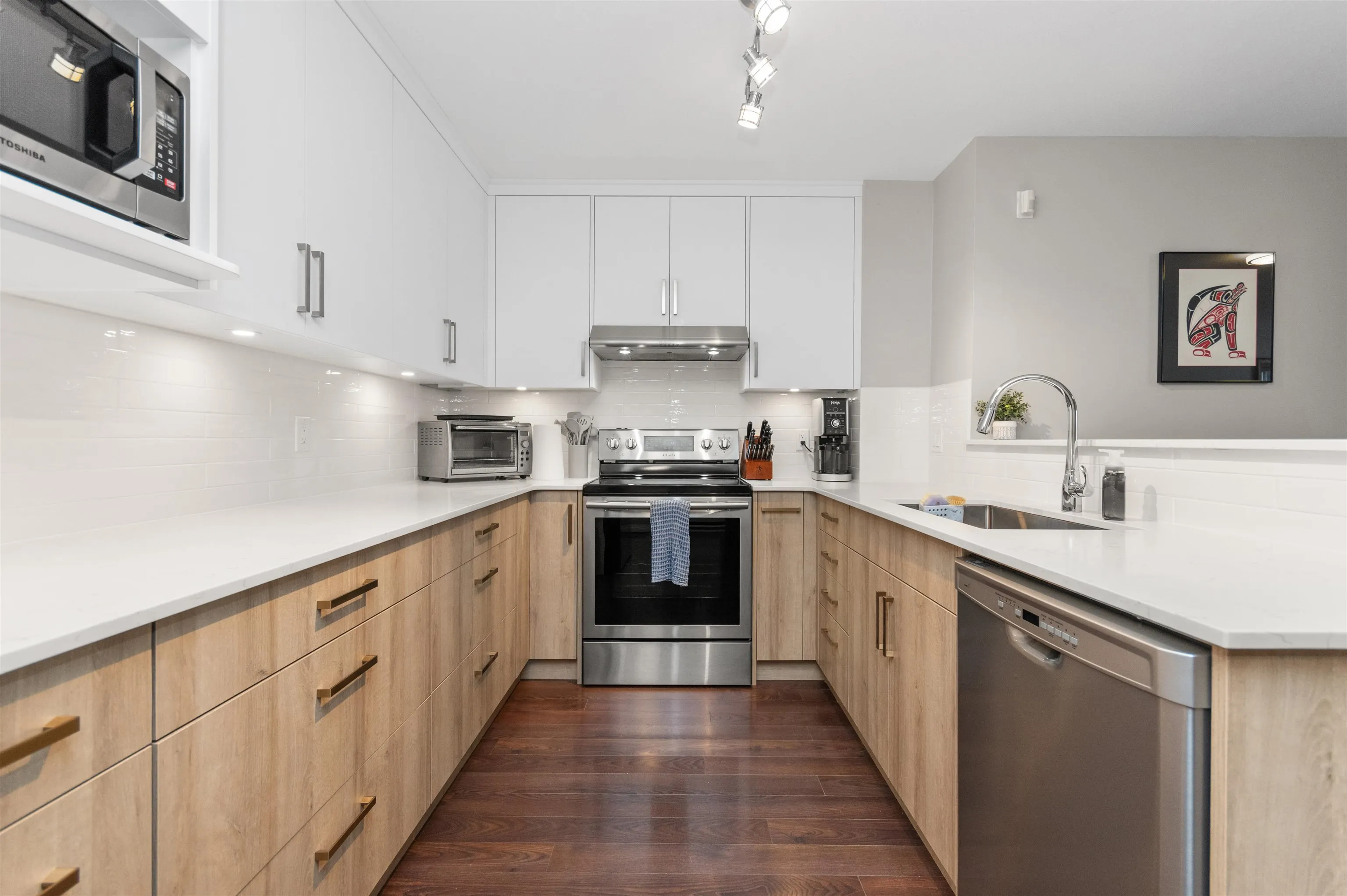 1602 5260 Goldspring Place