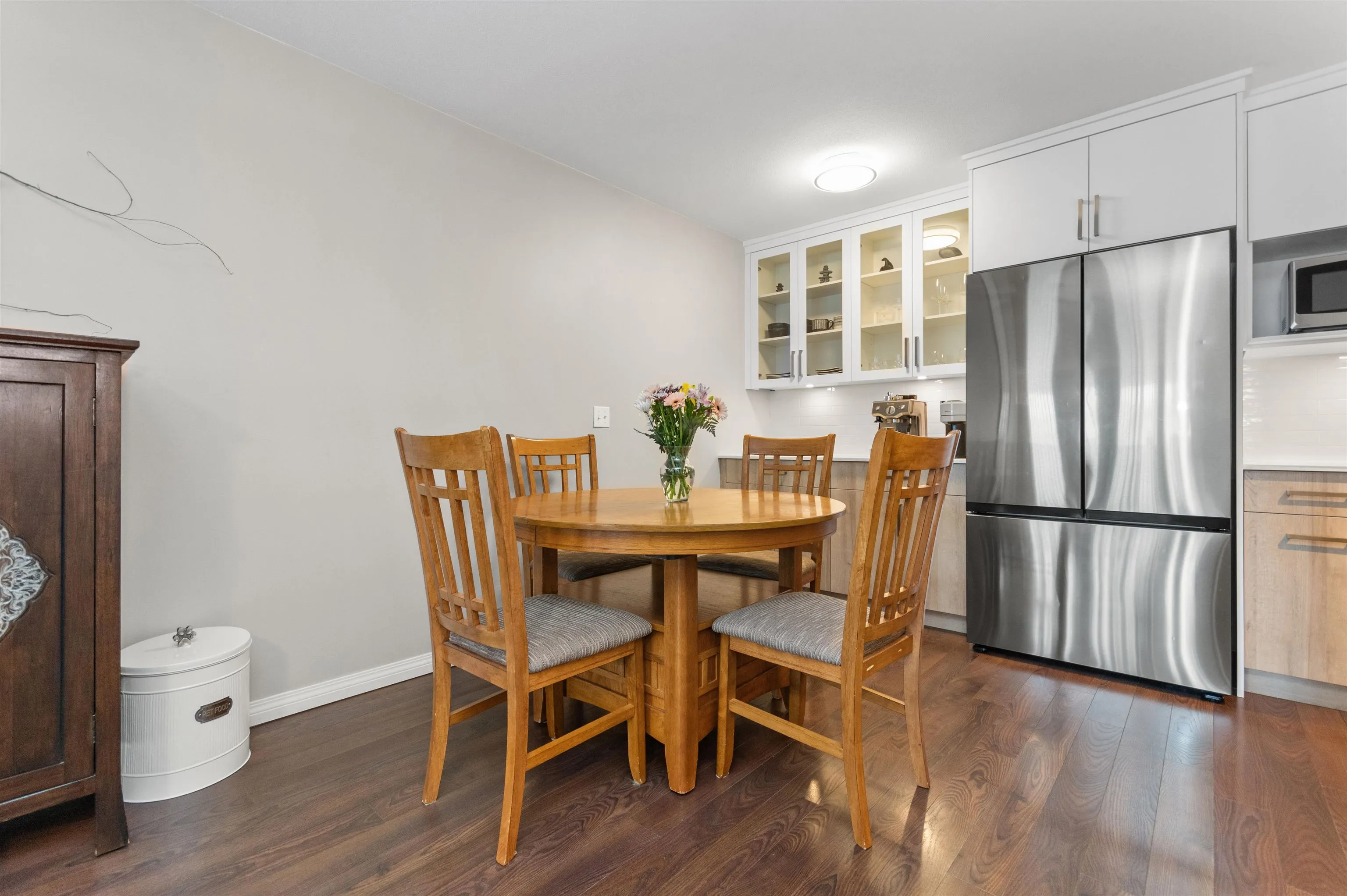 1602 5260 Goldspring Place