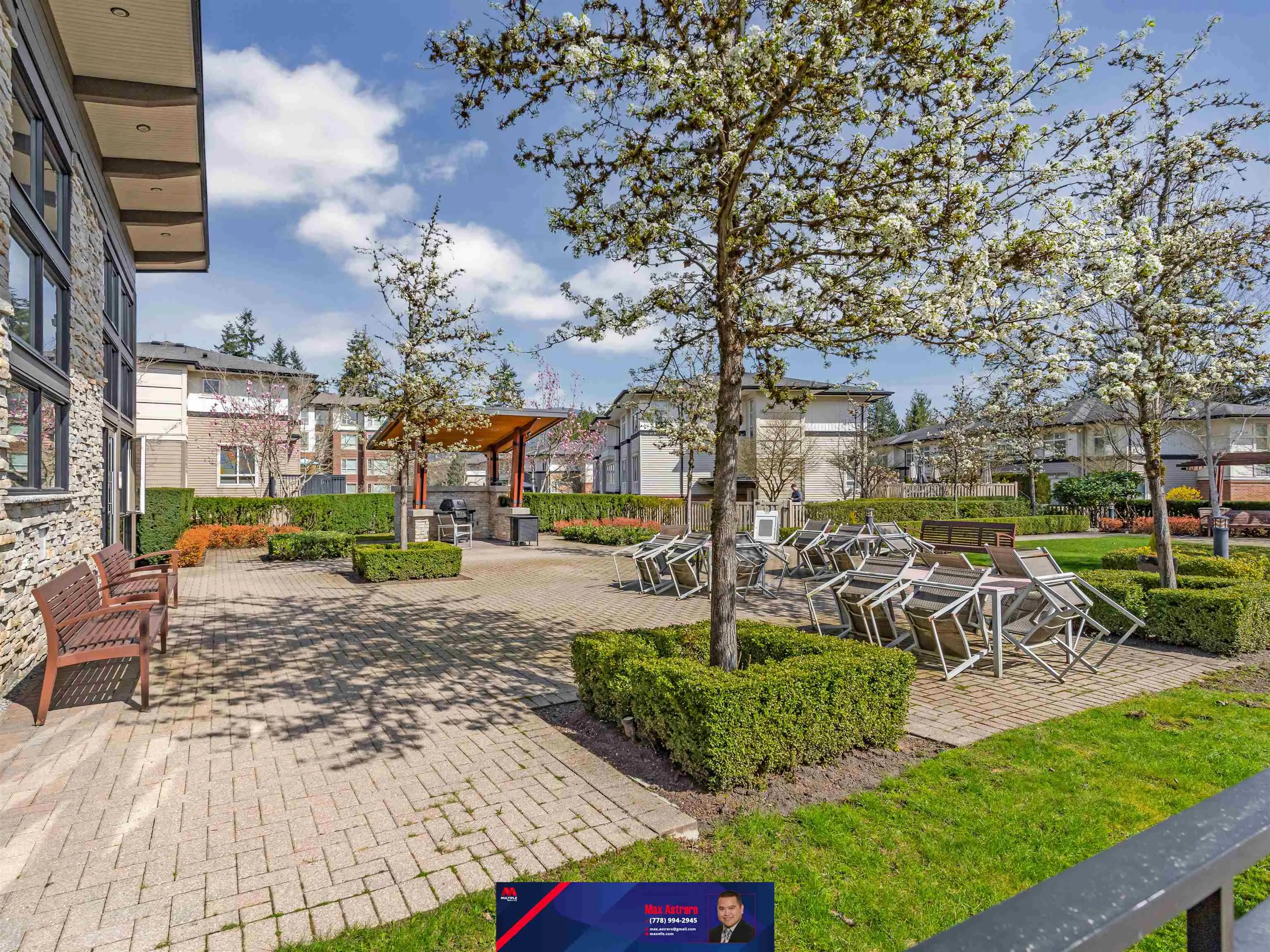 302 1151 Windsor Mews