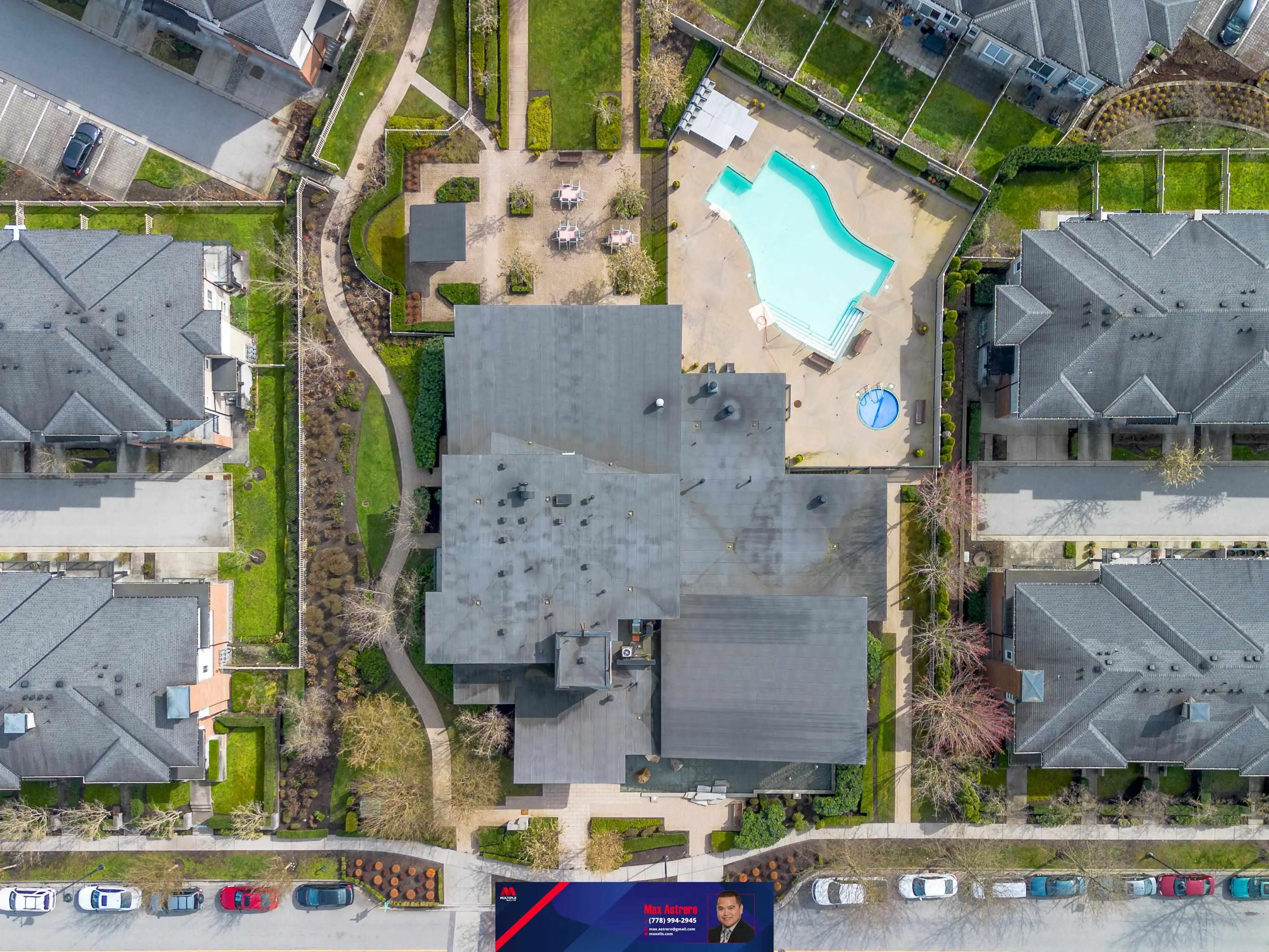 302 1151 Windsor Mews