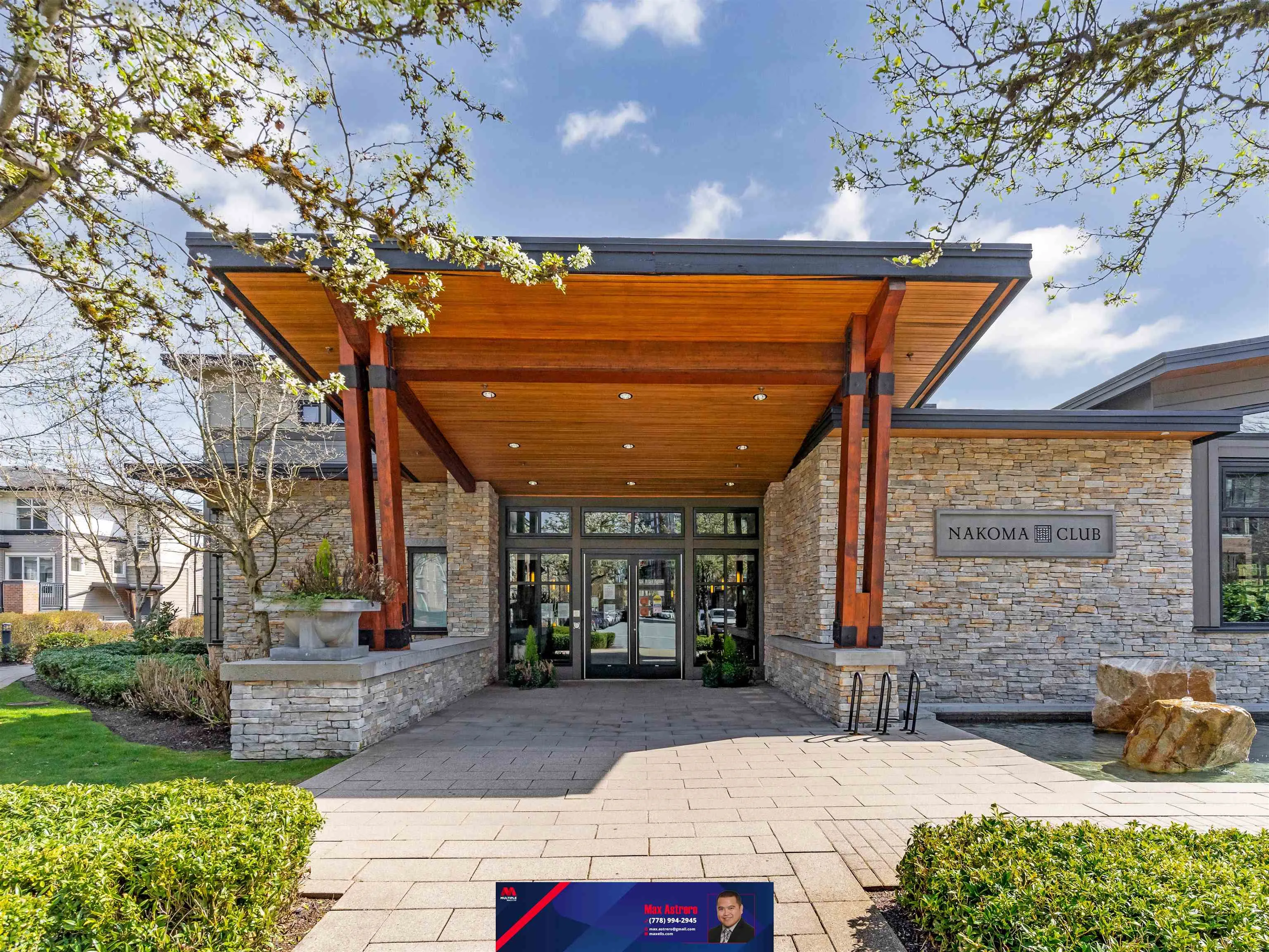 302 1151 Windsor Mews