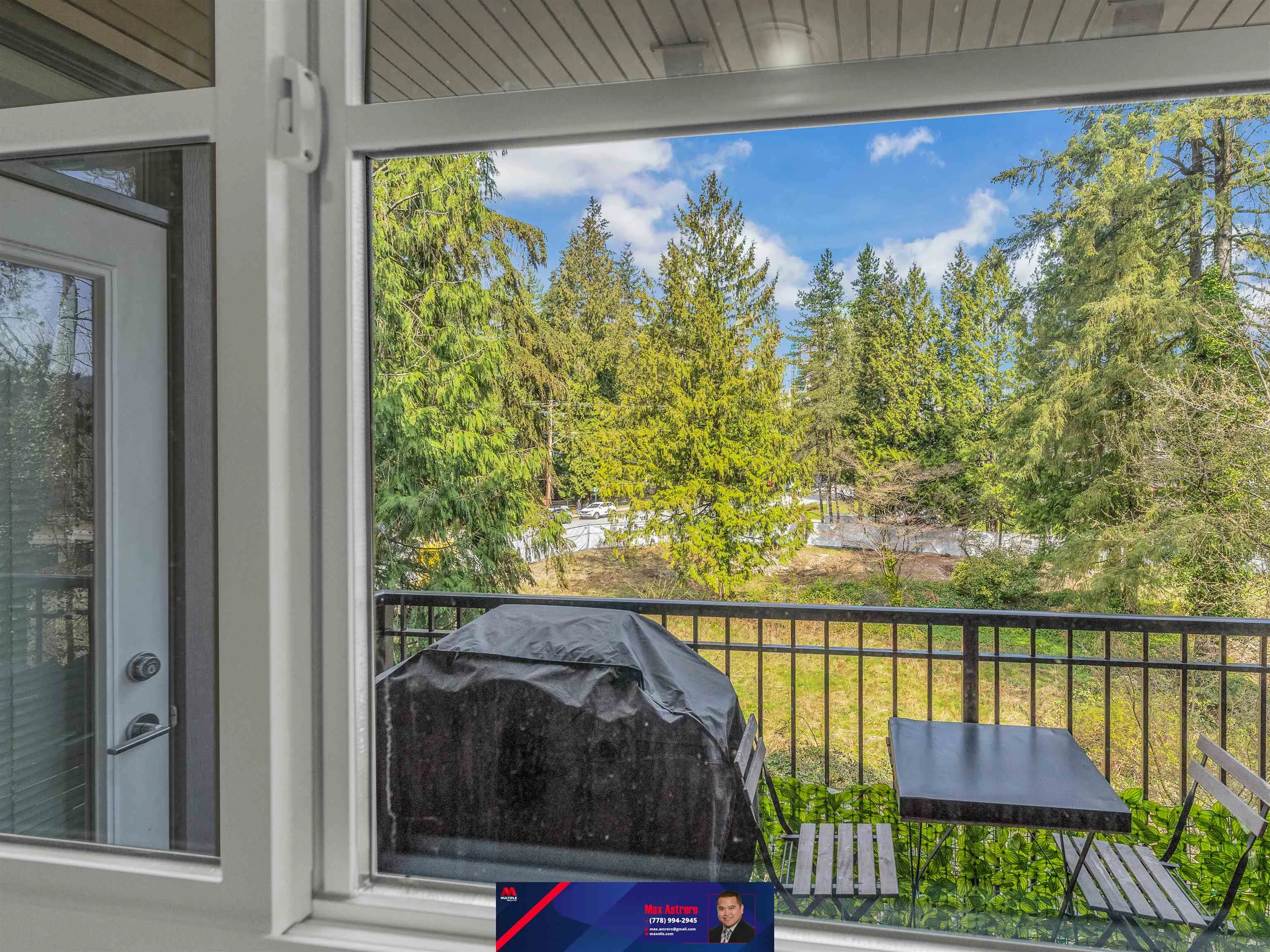 302 1151 Windsor Mews