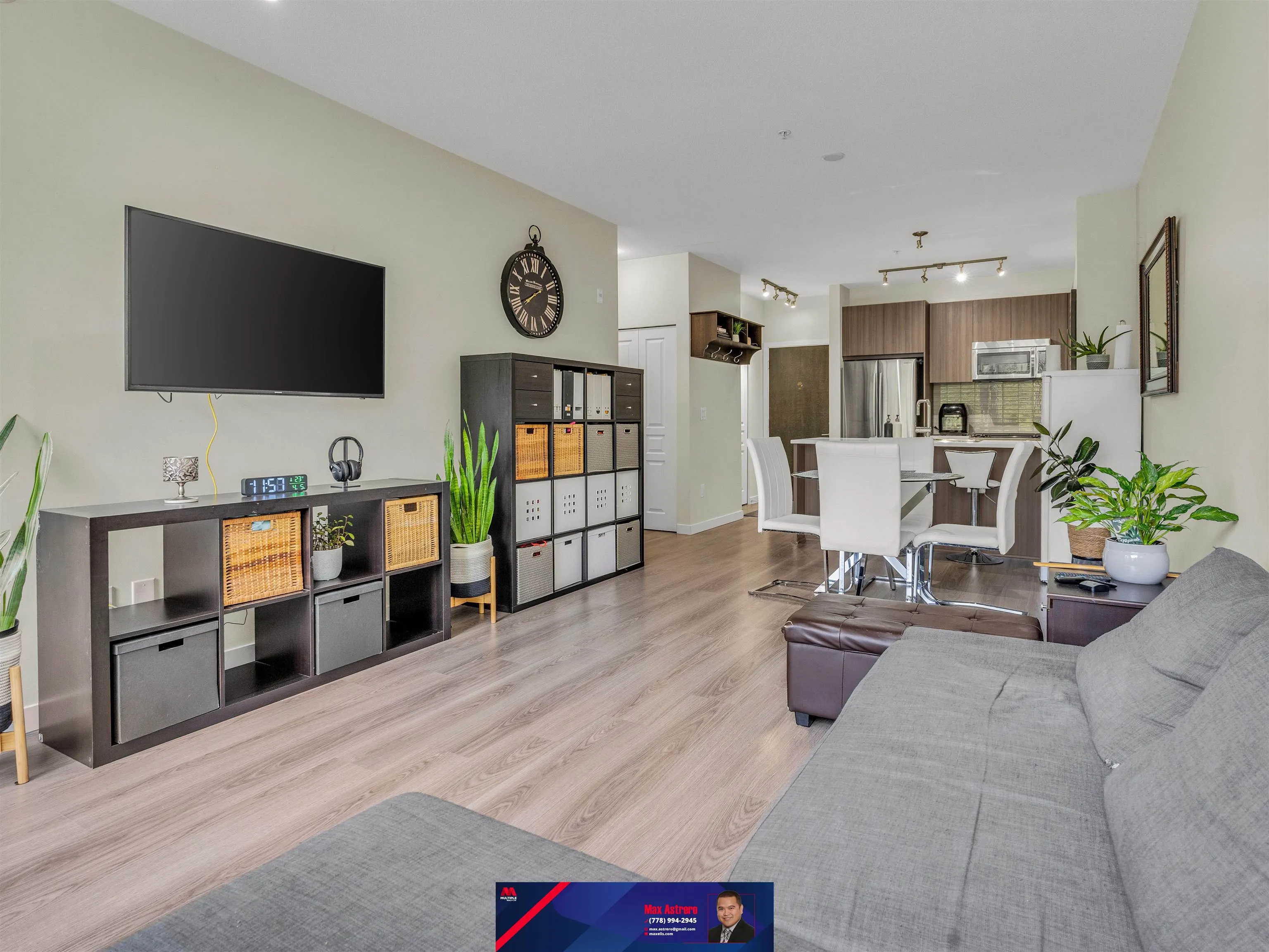 302 1151 Windsor Mews