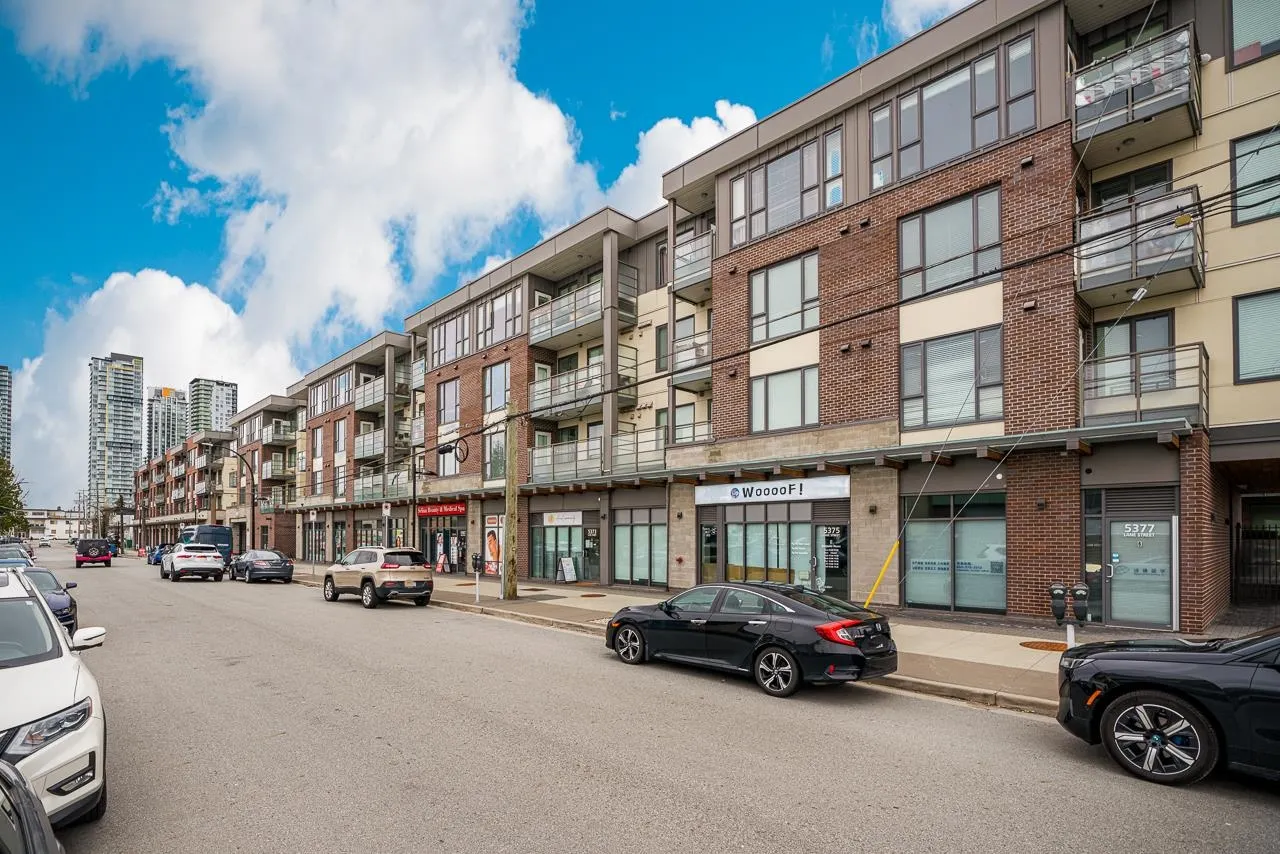 317 5355 Lane Street