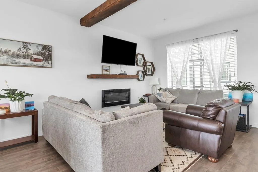 42 11272 240th Street