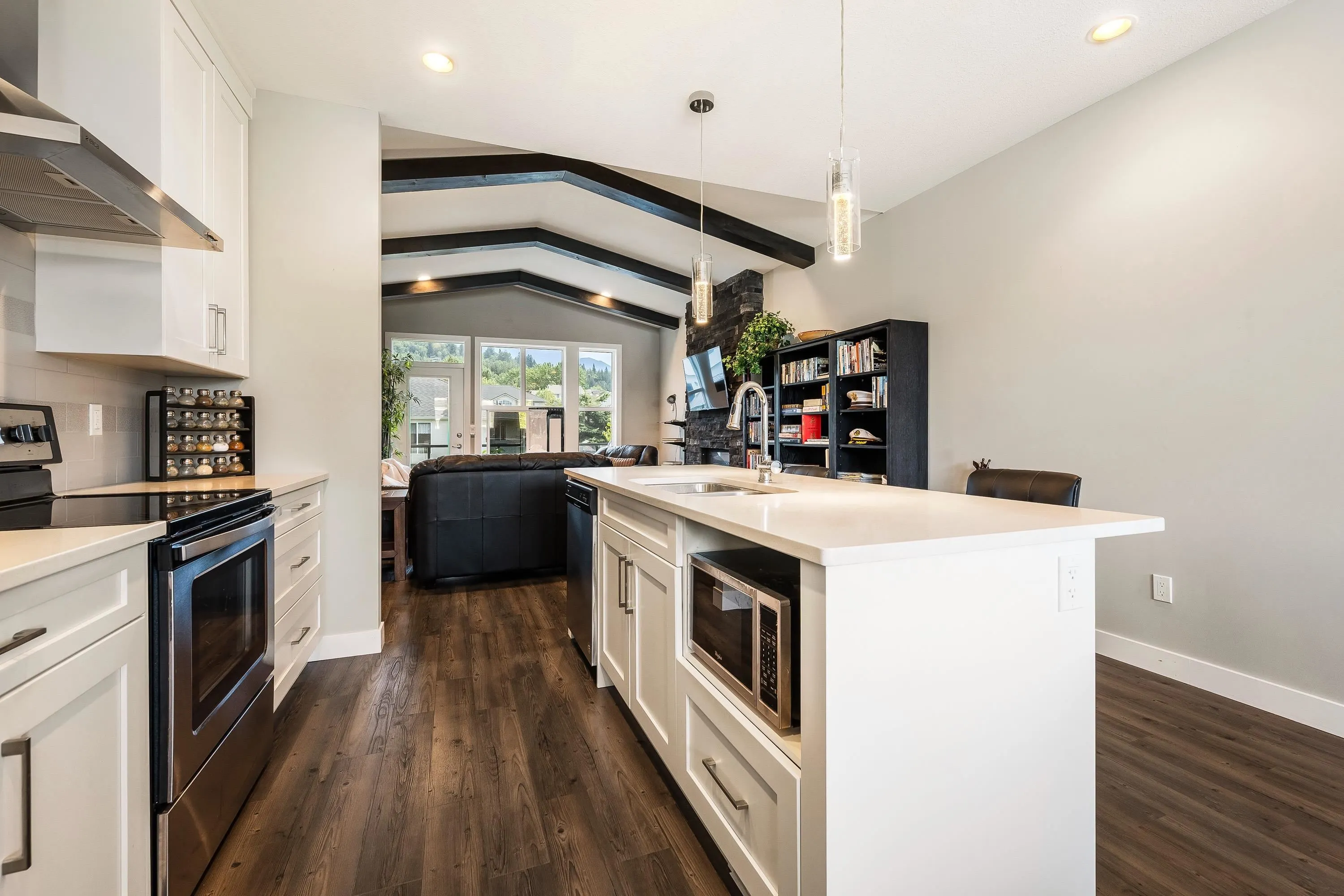 7 5665 Promontory Road