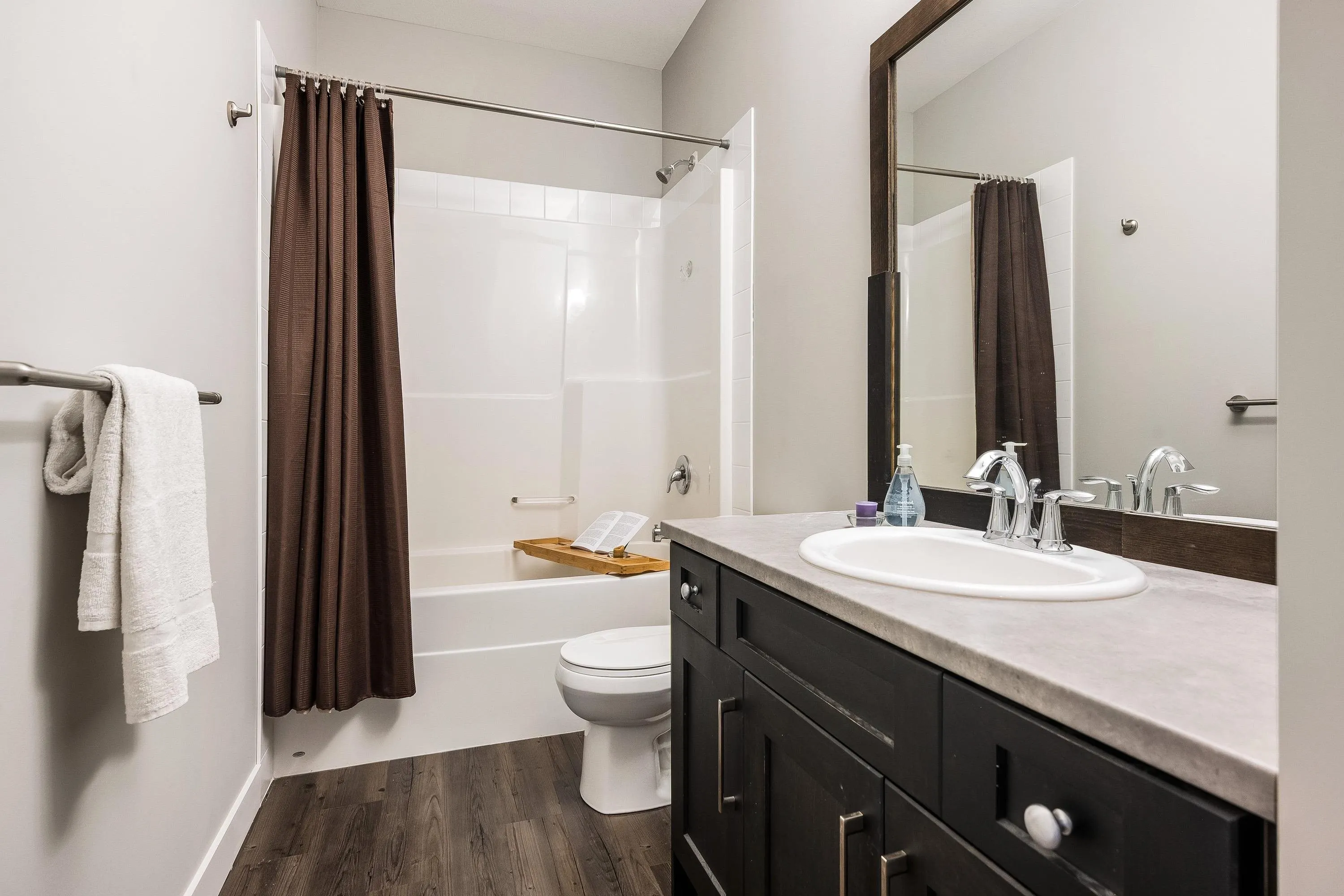 7 5665 Promontory Road