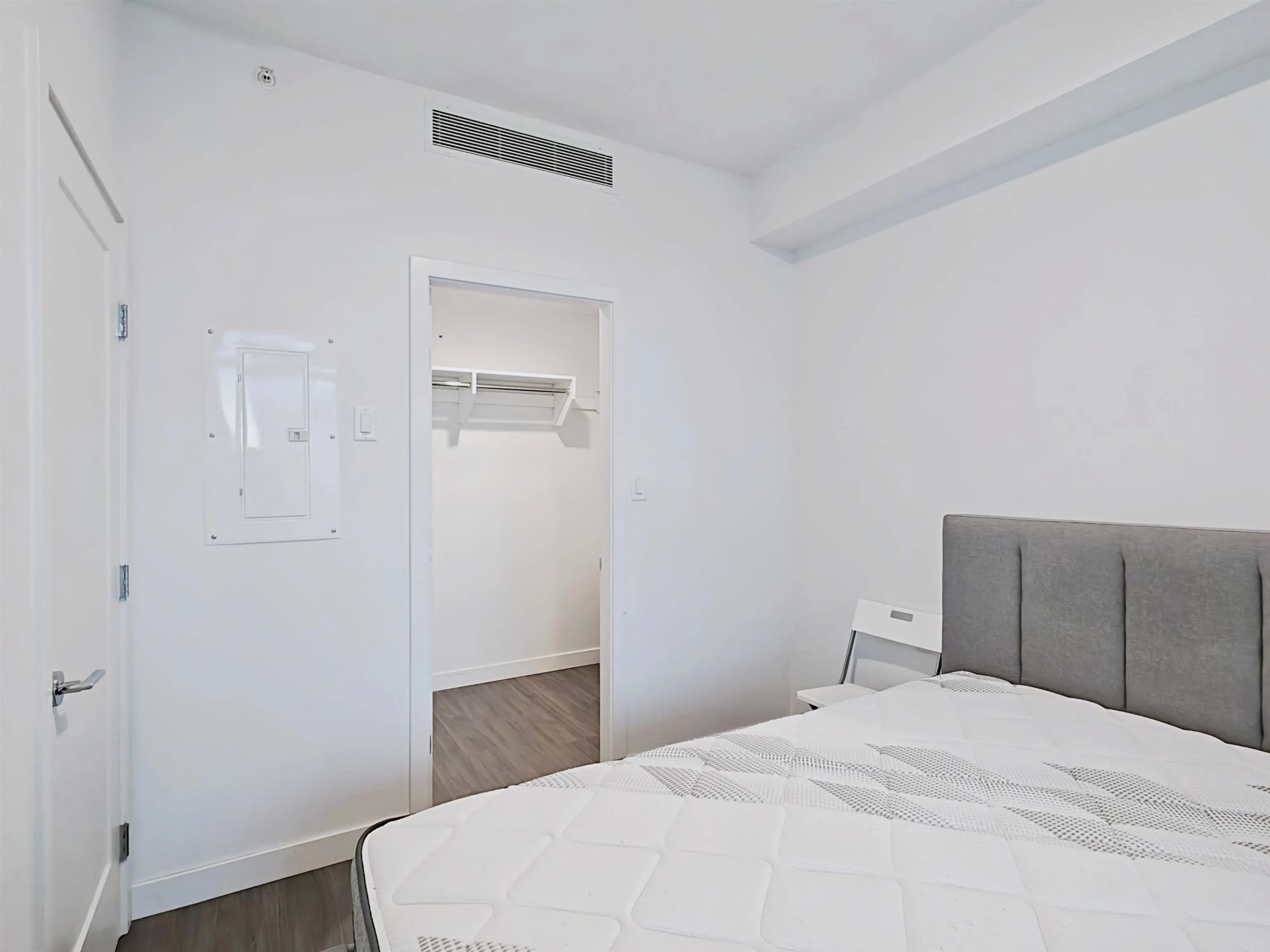 809 2311 Beta Avenue