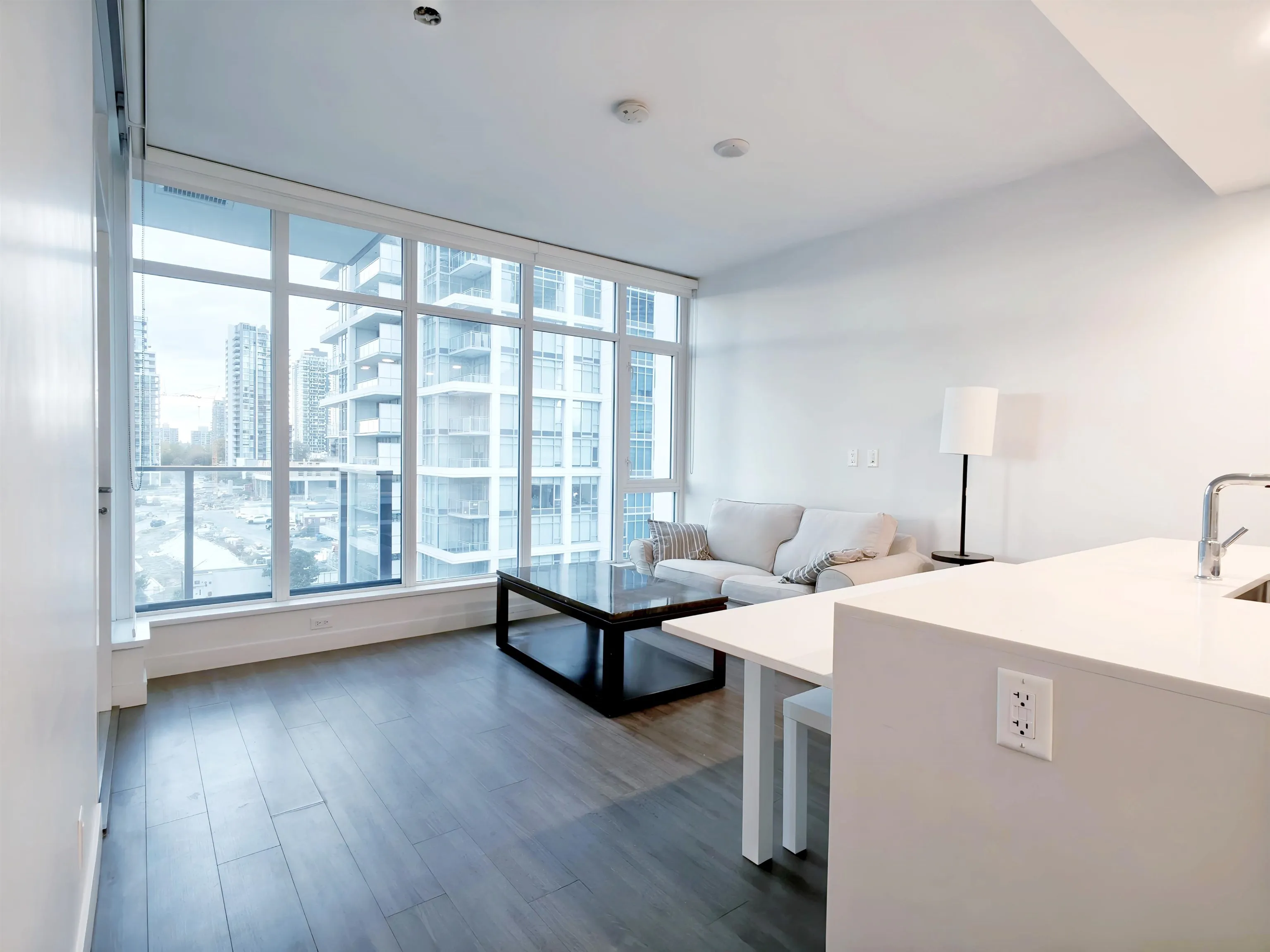 809 2311 Beta Avenue