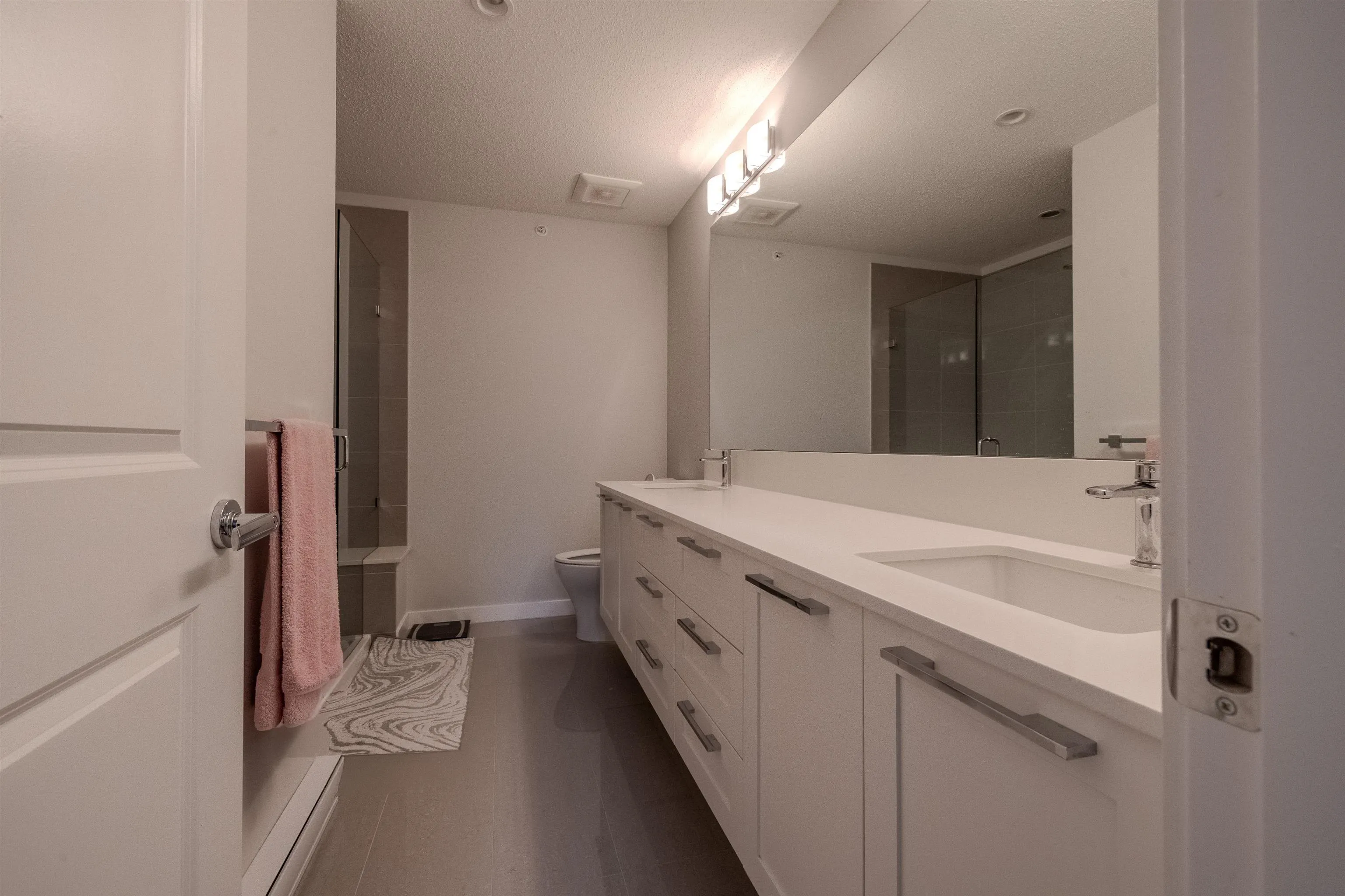 46 39548 Loggers Lane