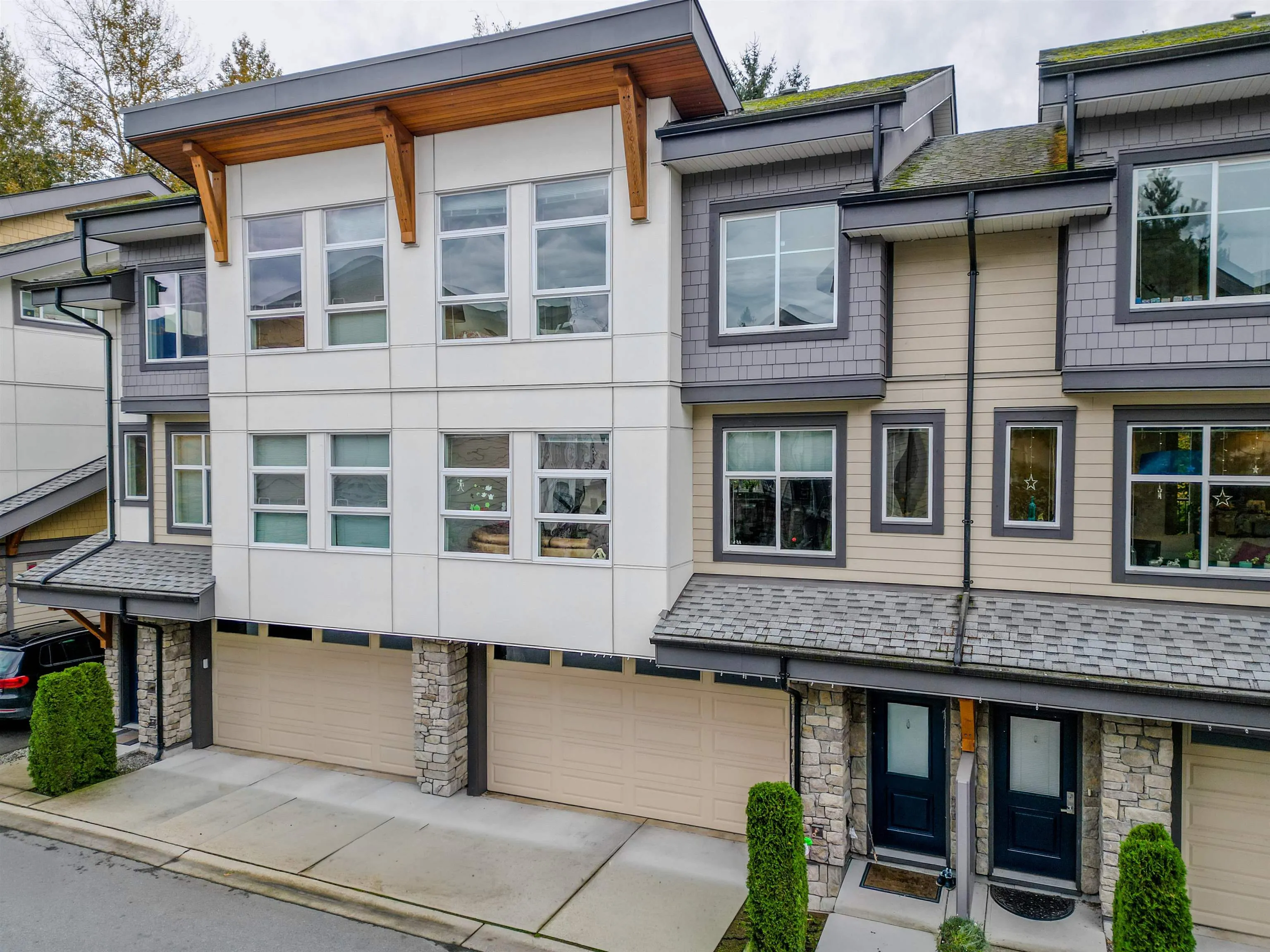 46 39548 Loggers Lane