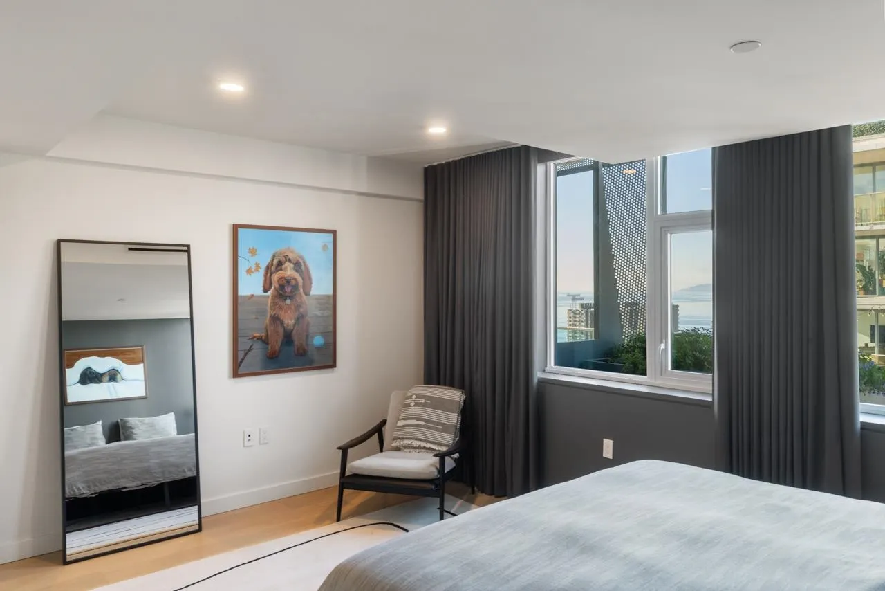 1704 1365 Davie Street