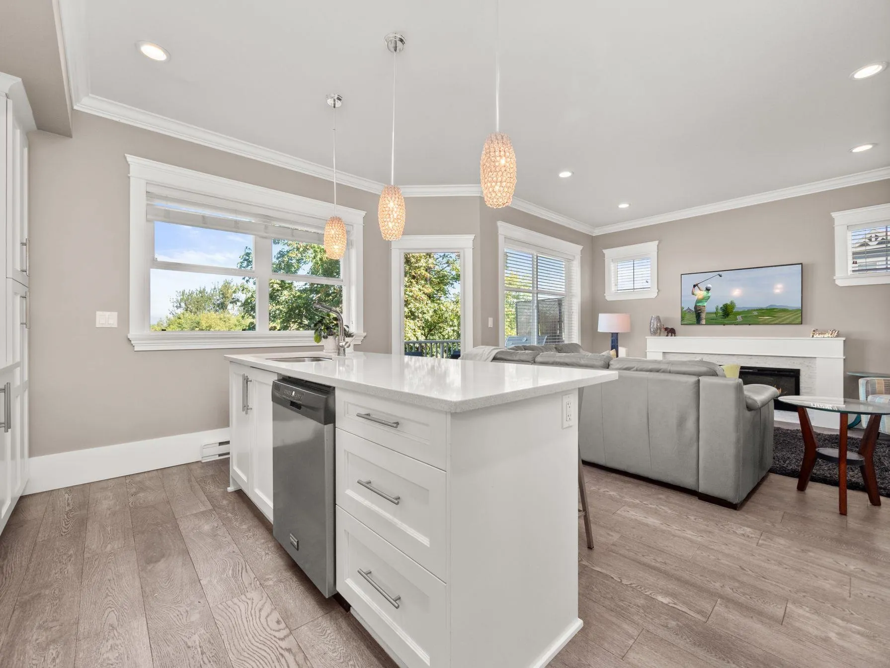 18 7177 179th Street