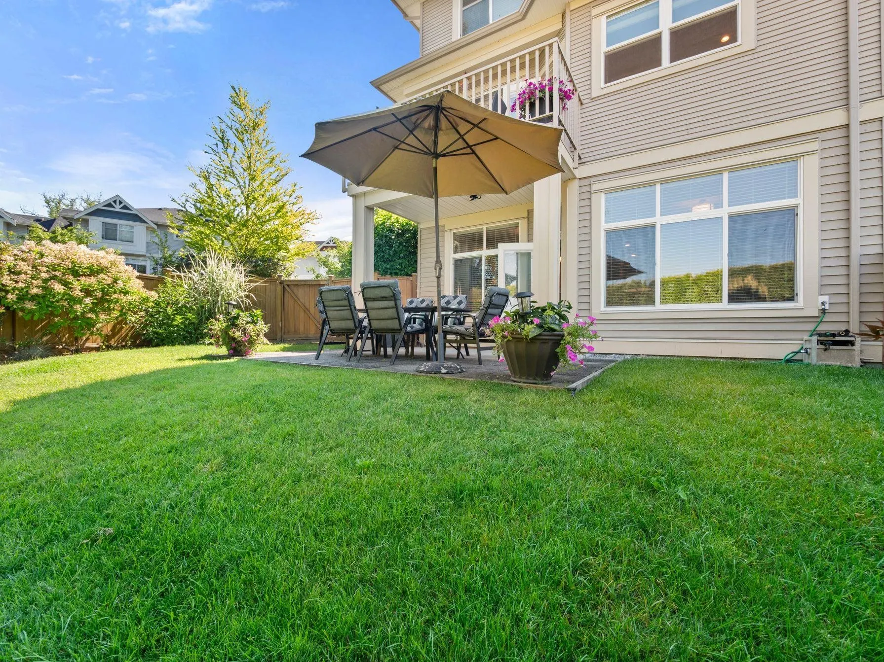 18 7177 179th Street