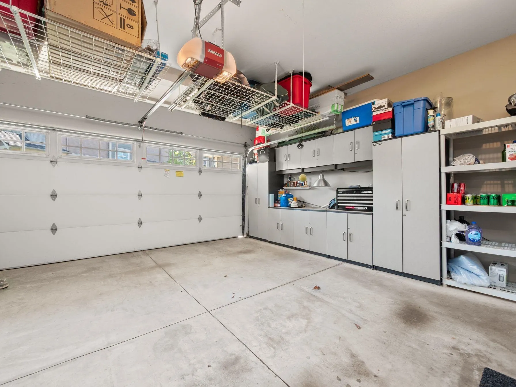 18 7177 179th Street