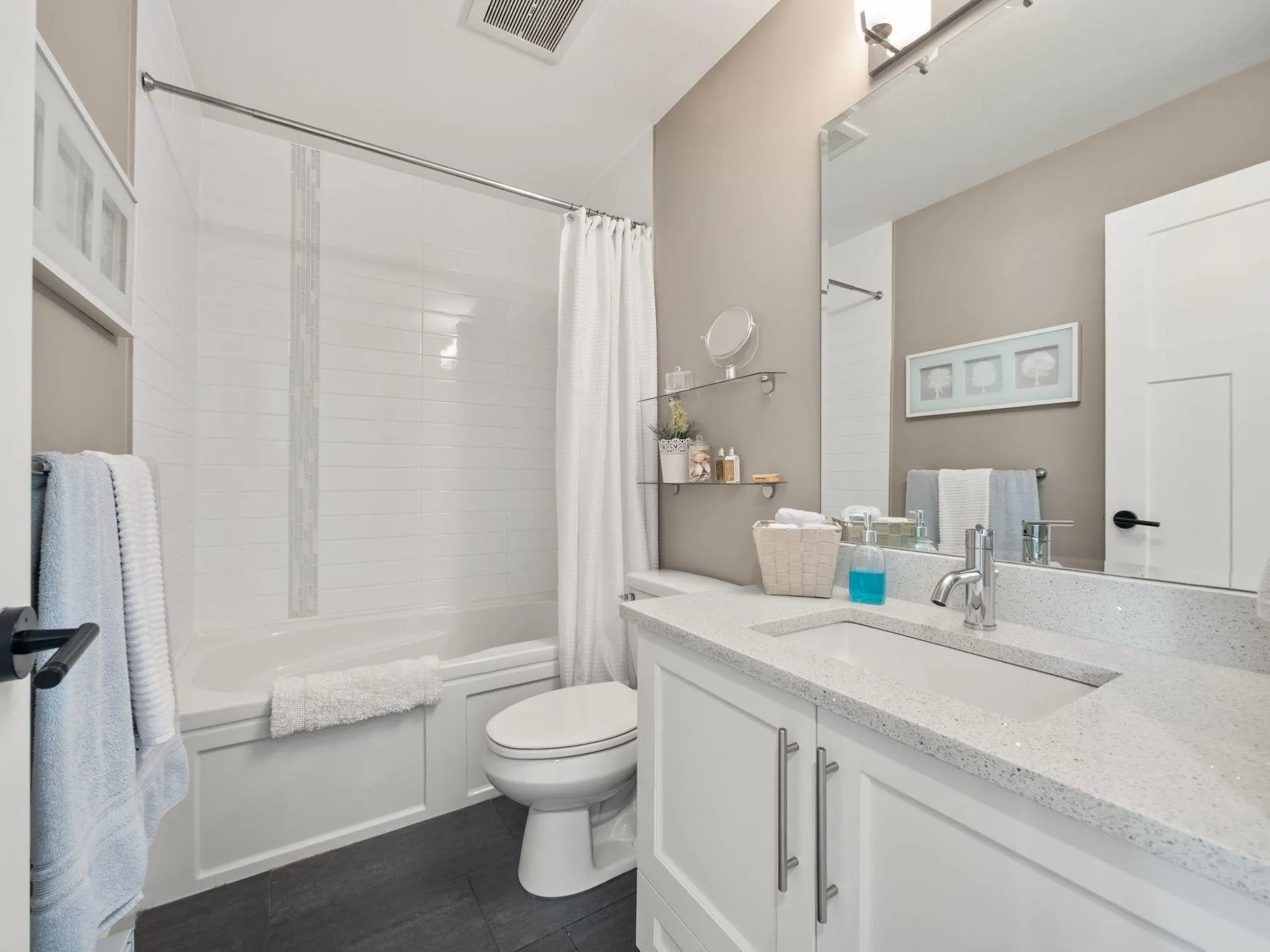 18 7177 179th Street