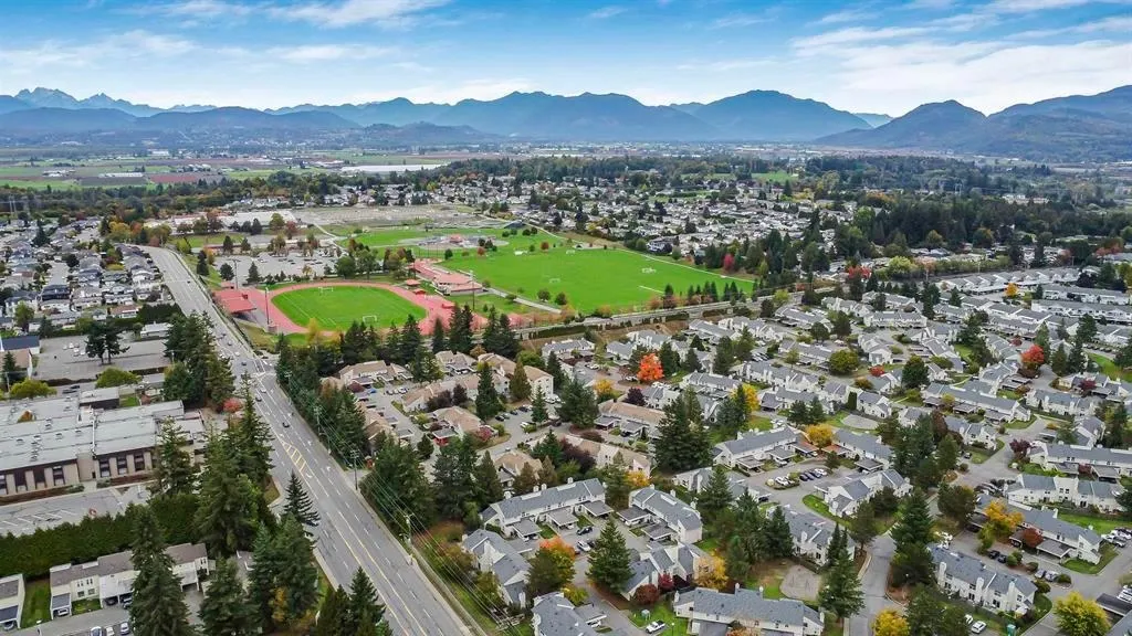 101 2955 Diamond Crescent