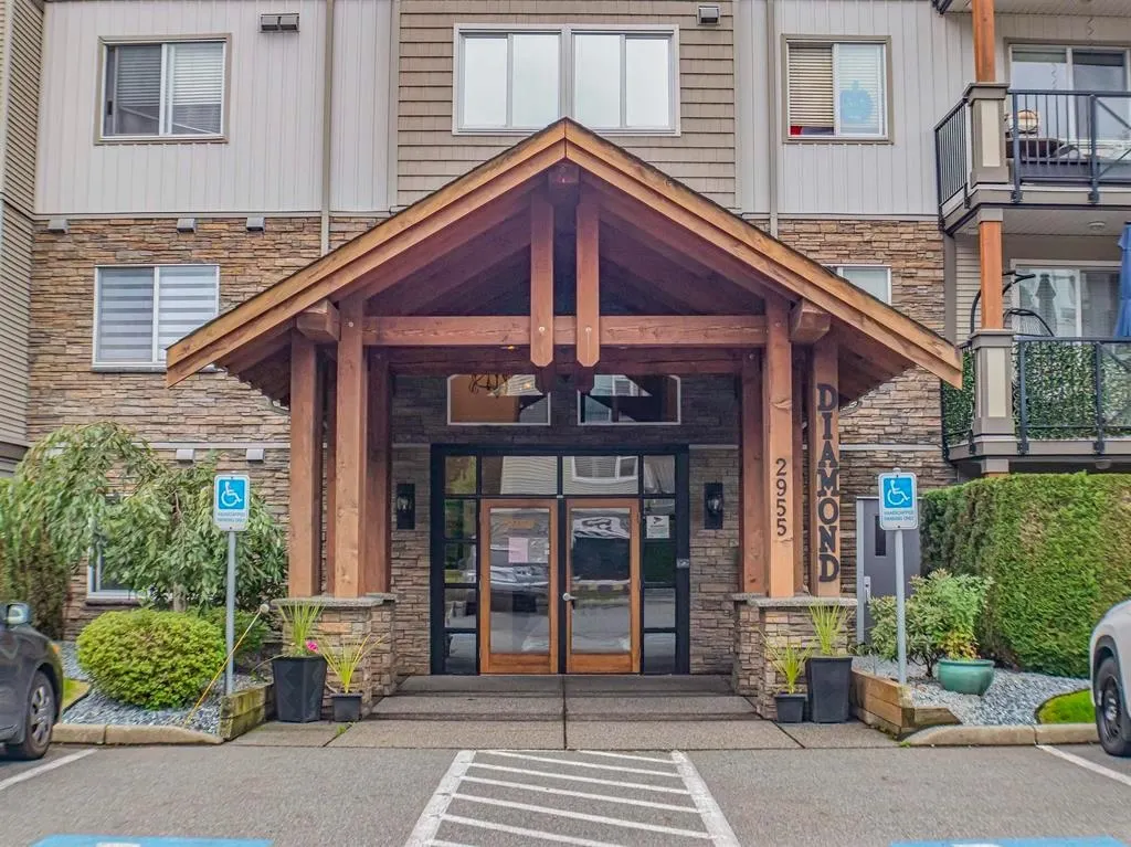 101 2955 Diamond Crescent