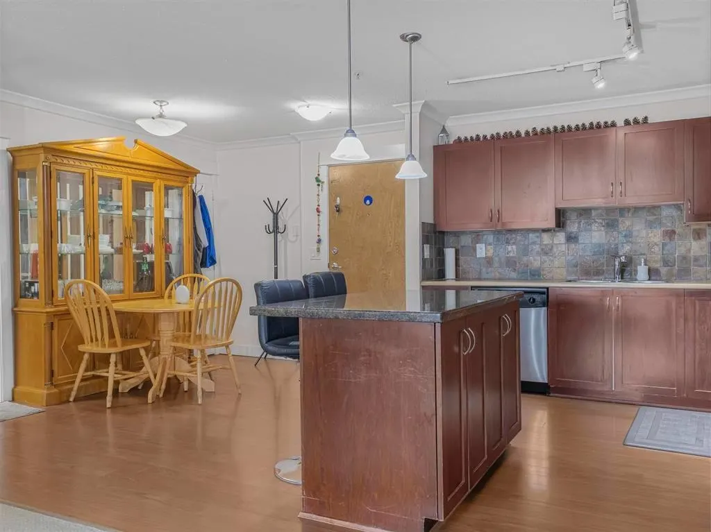 101 2955 Diamond Crescent