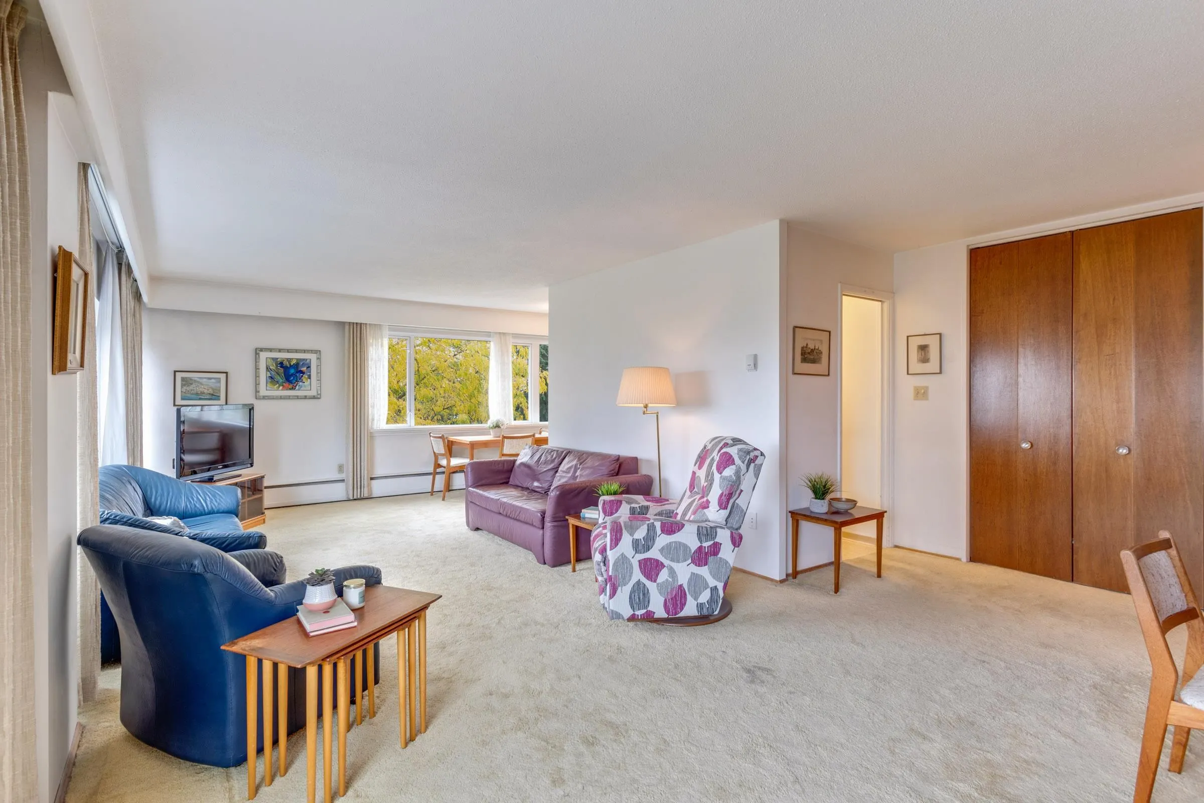 402 6026 Tisdall Street