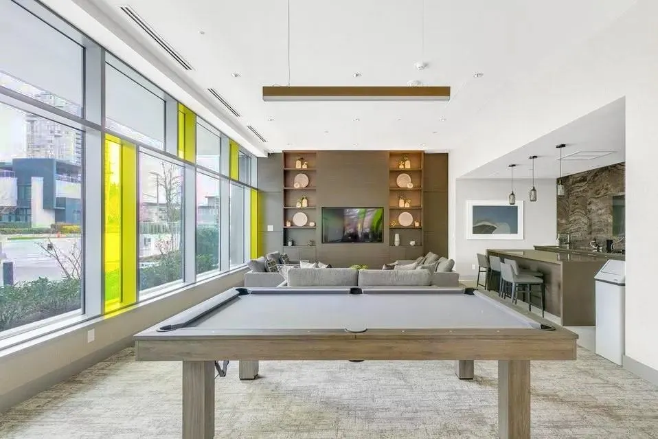 1701 6700 Dunblane Avenue