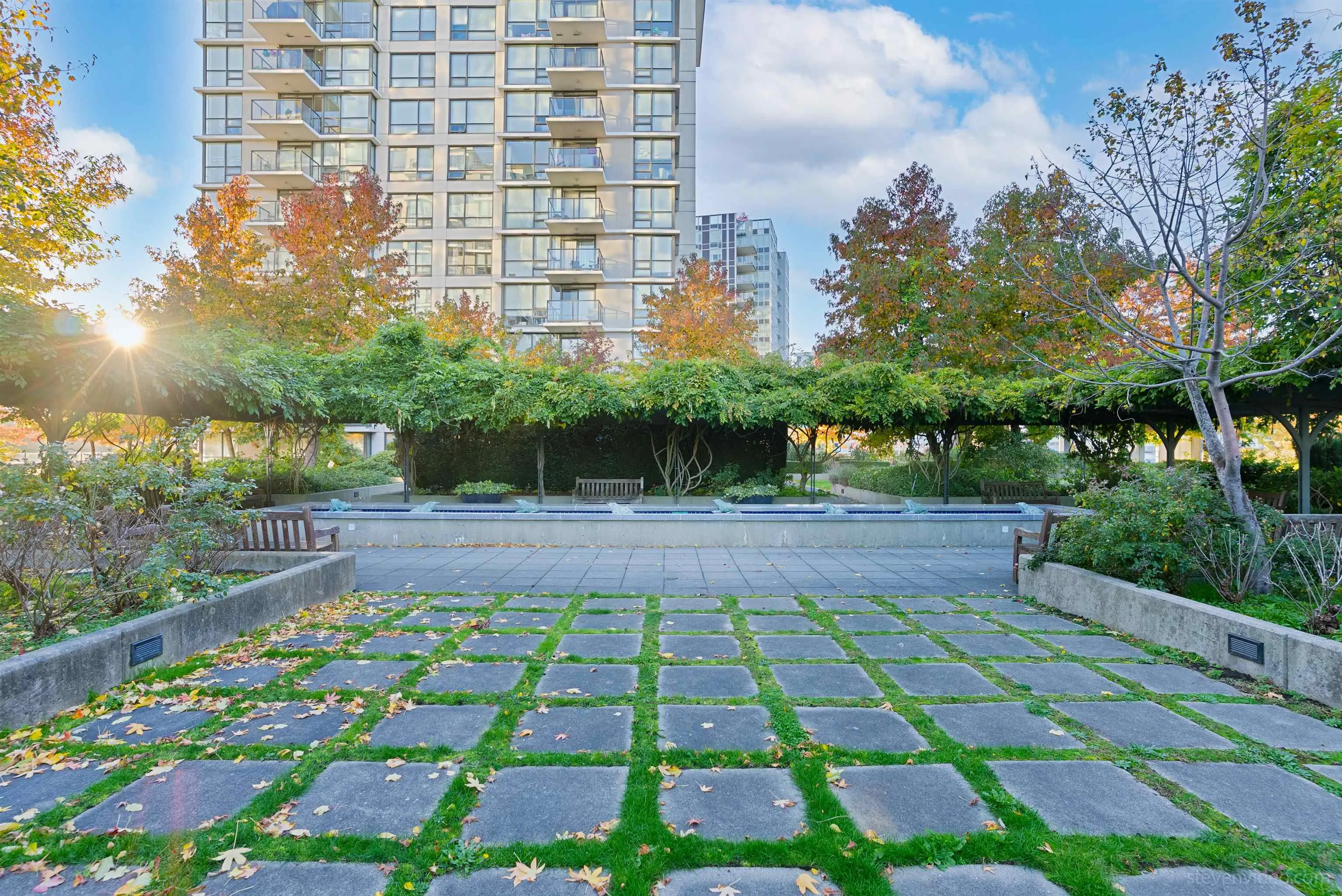 1506 7535 Alderbridge Way