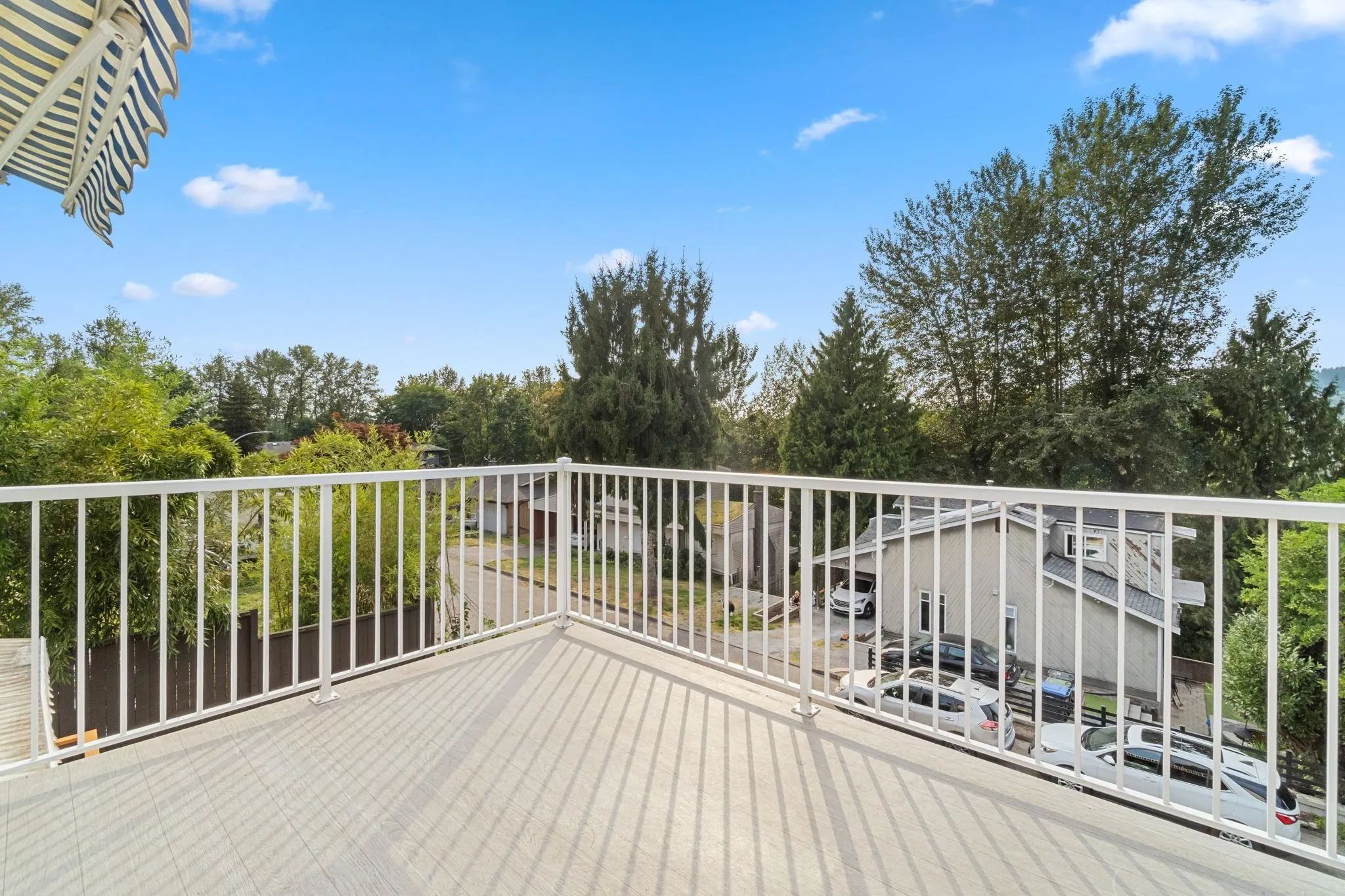 1431 Elinor Crescent