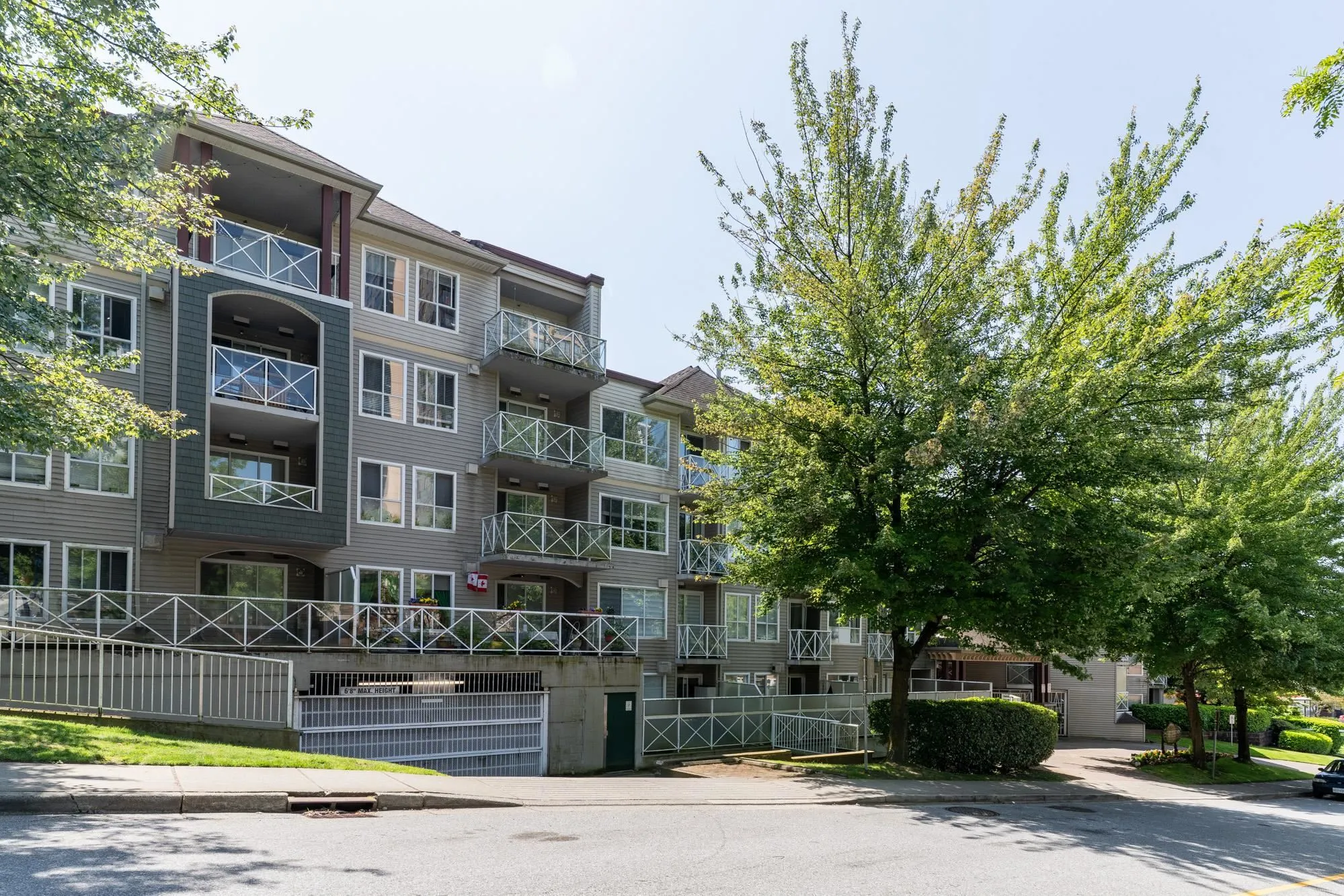 404 528 Rochester Avenue