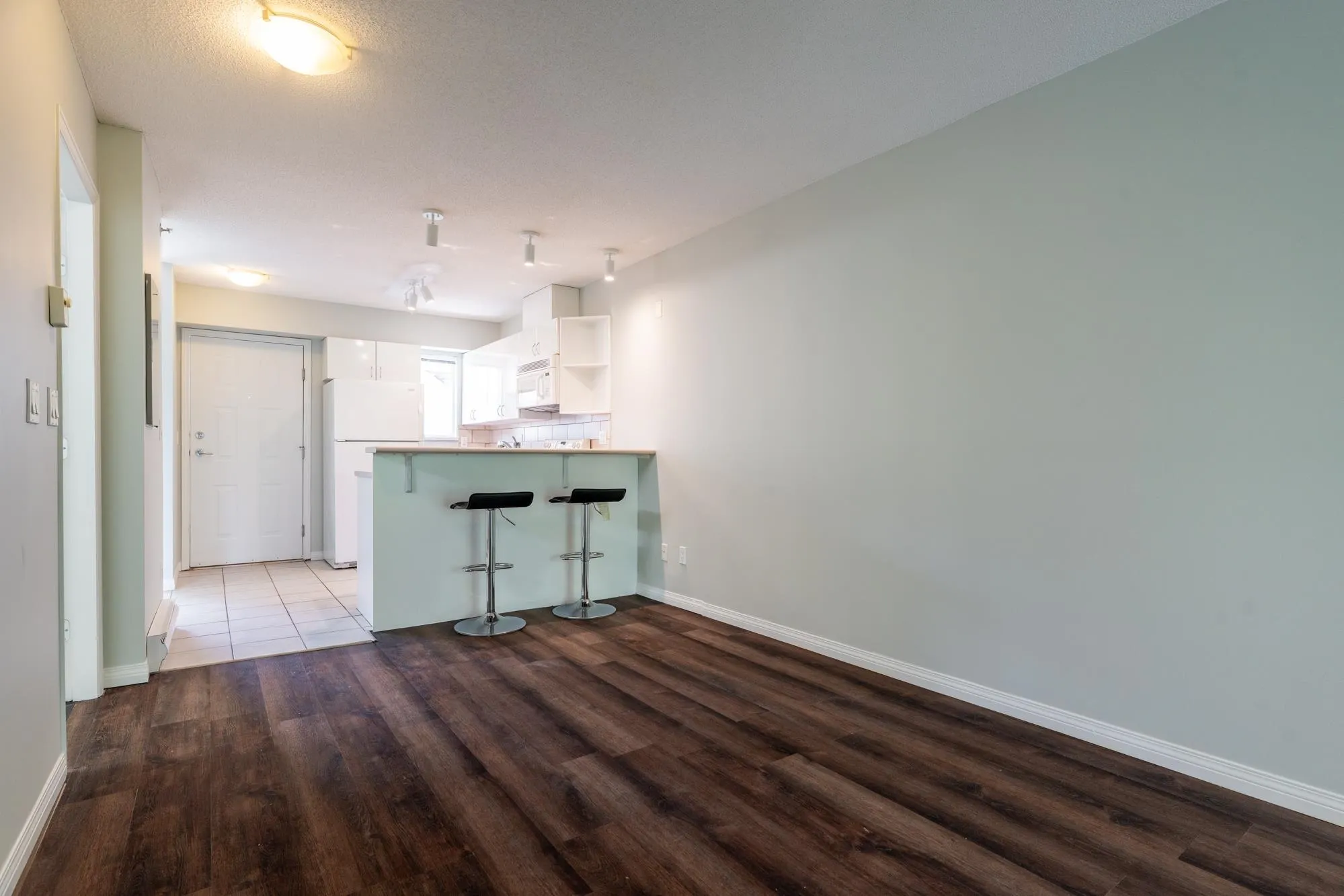 404 528 Rochester Avenue