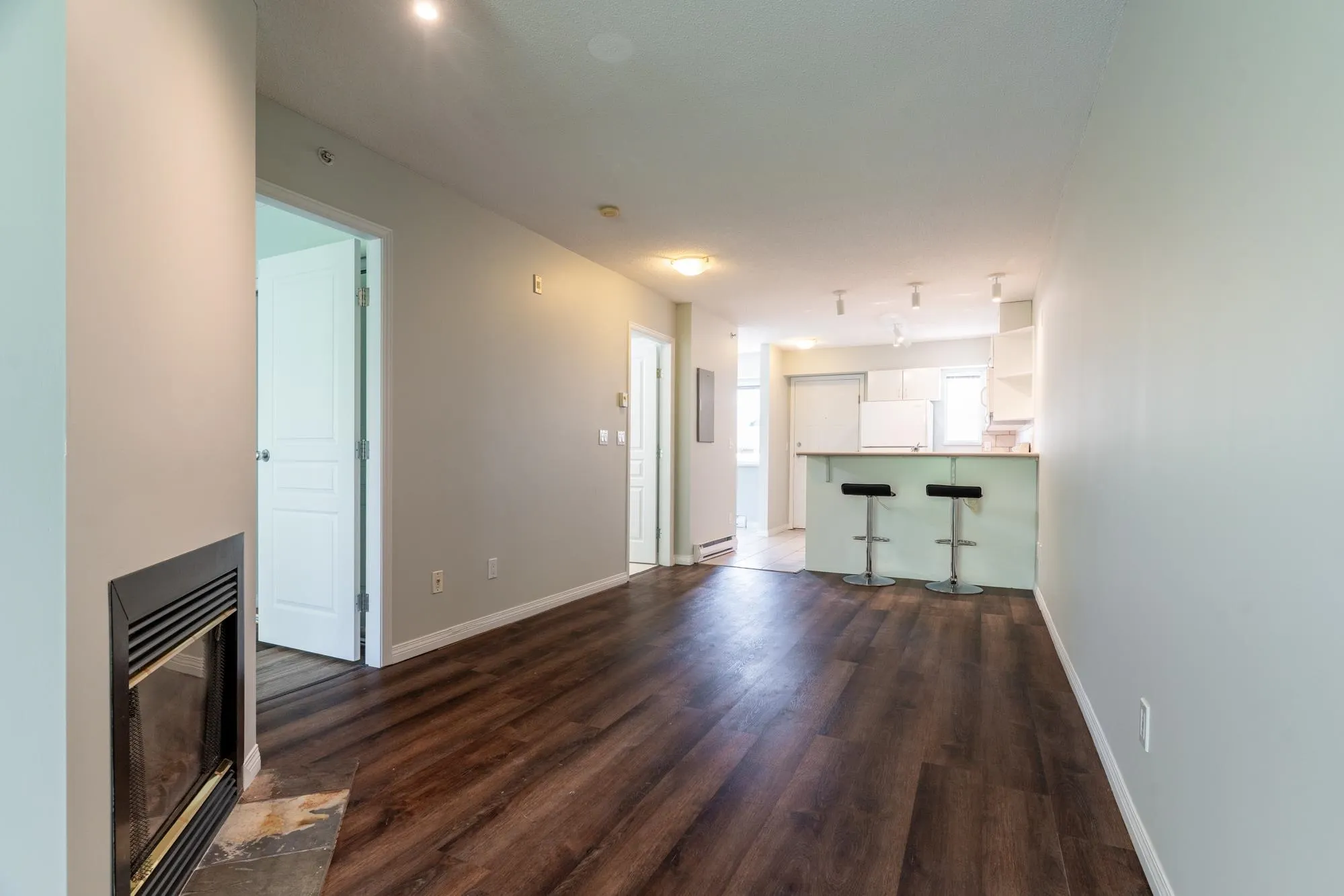 404 528 Rochester Avenue