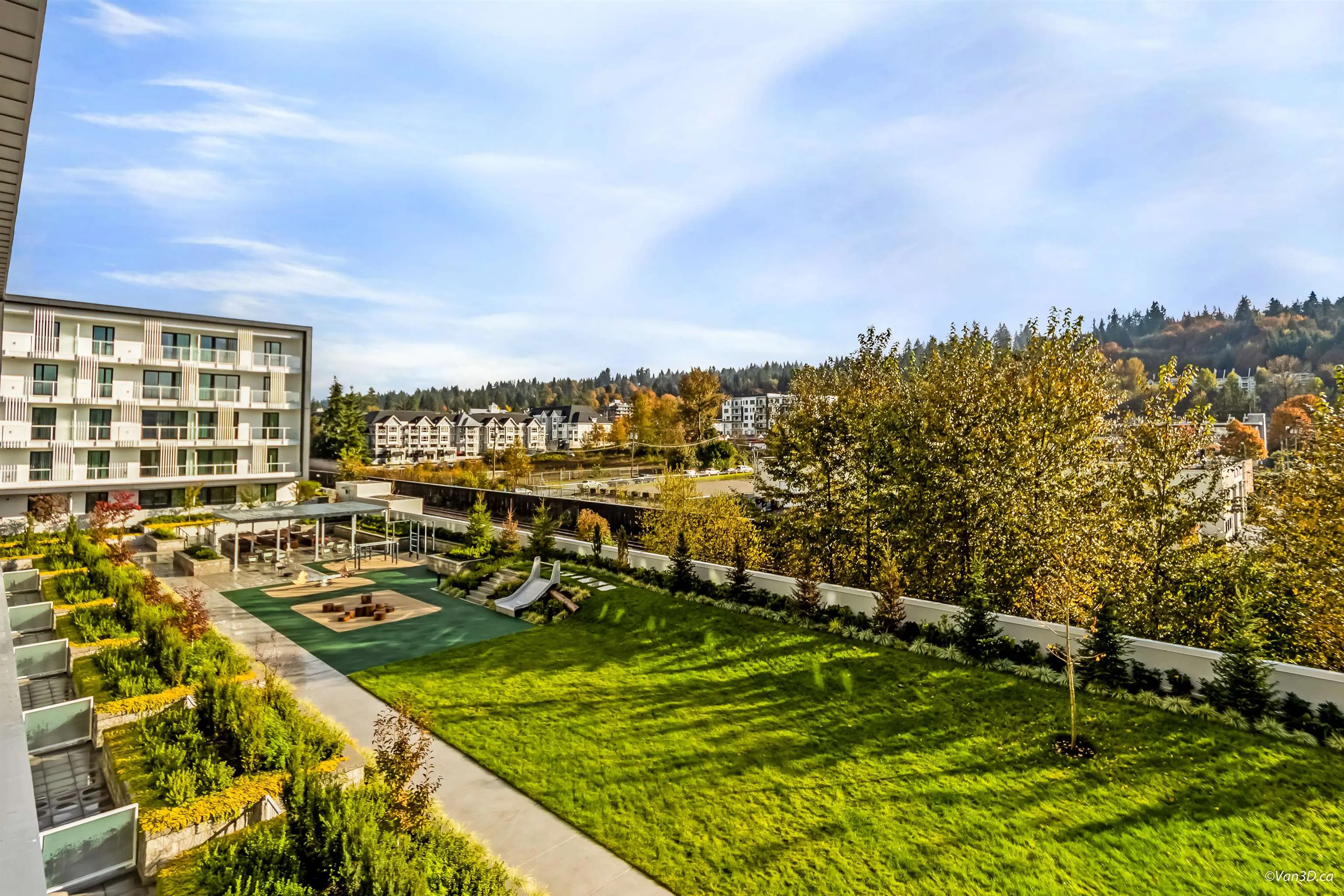 408 3075 Murray Street