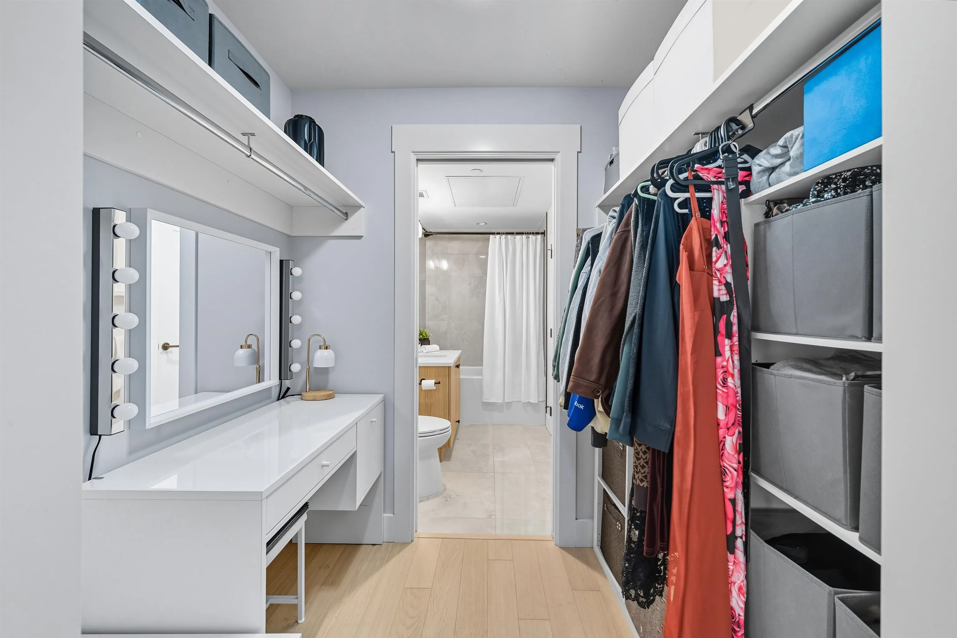 201 22226 Brown Avenue