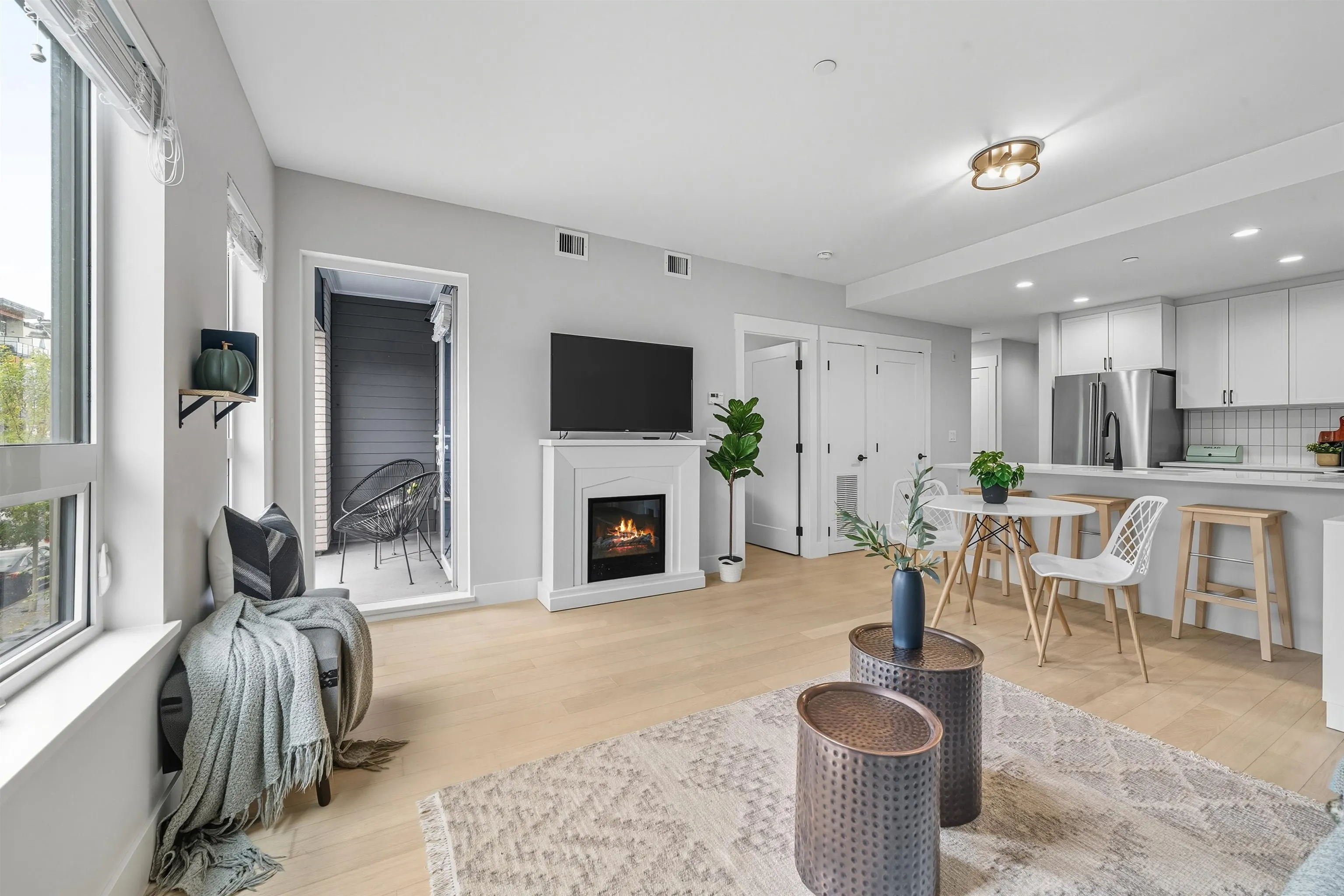 201 22226 Brown Avenue