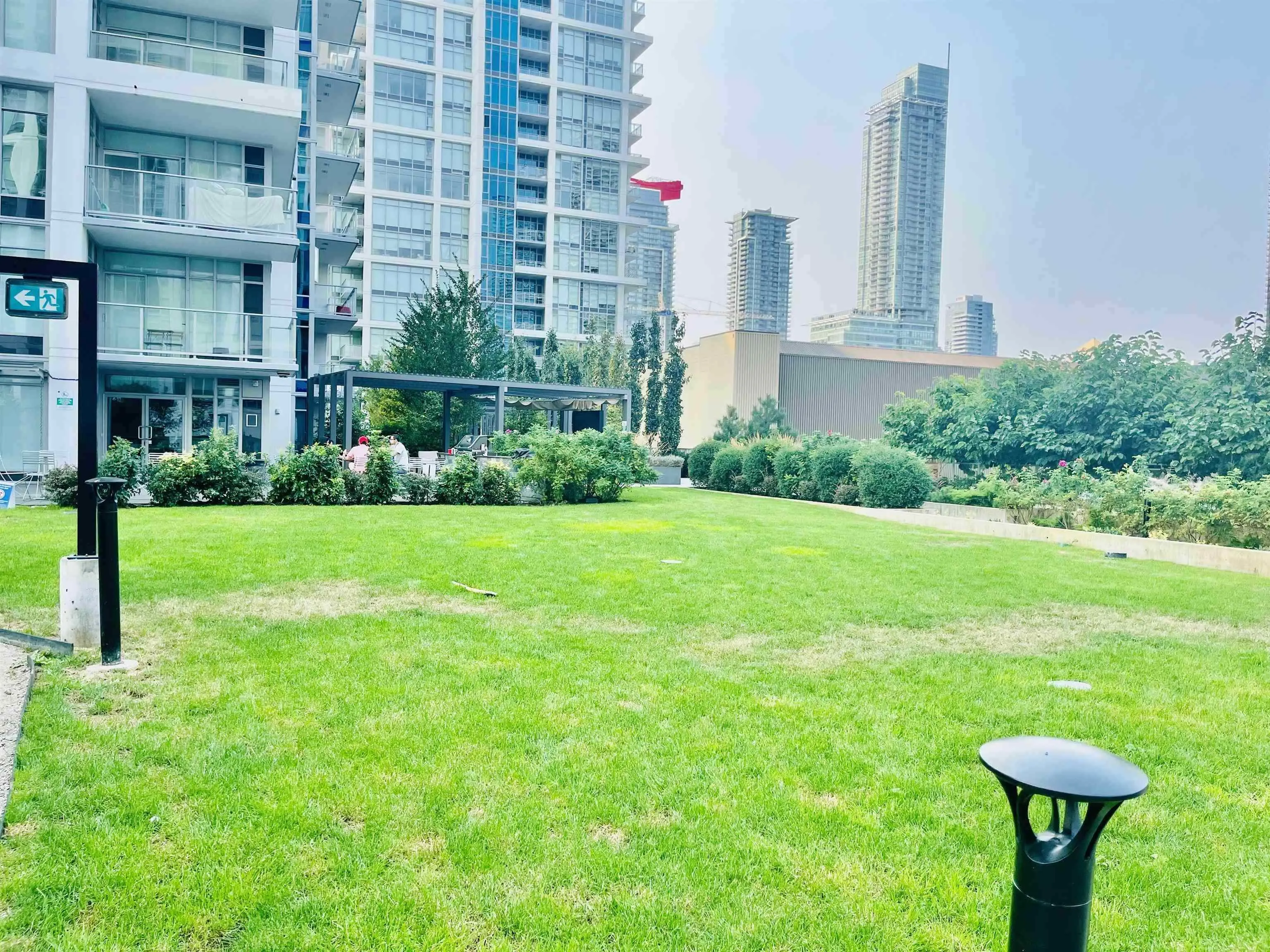 1604 2351 Beta Avenue