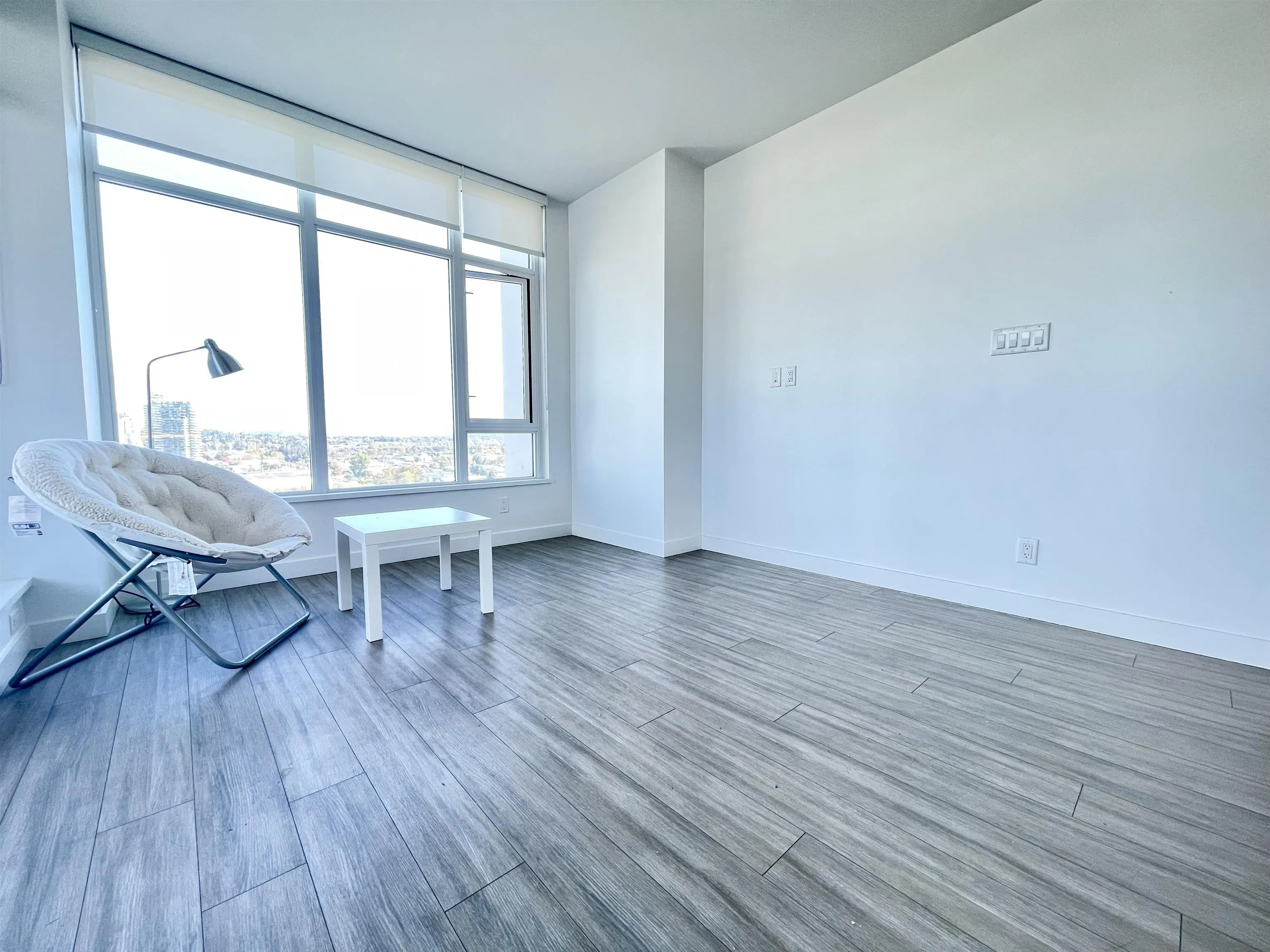 1604 2351 Beta Avenue