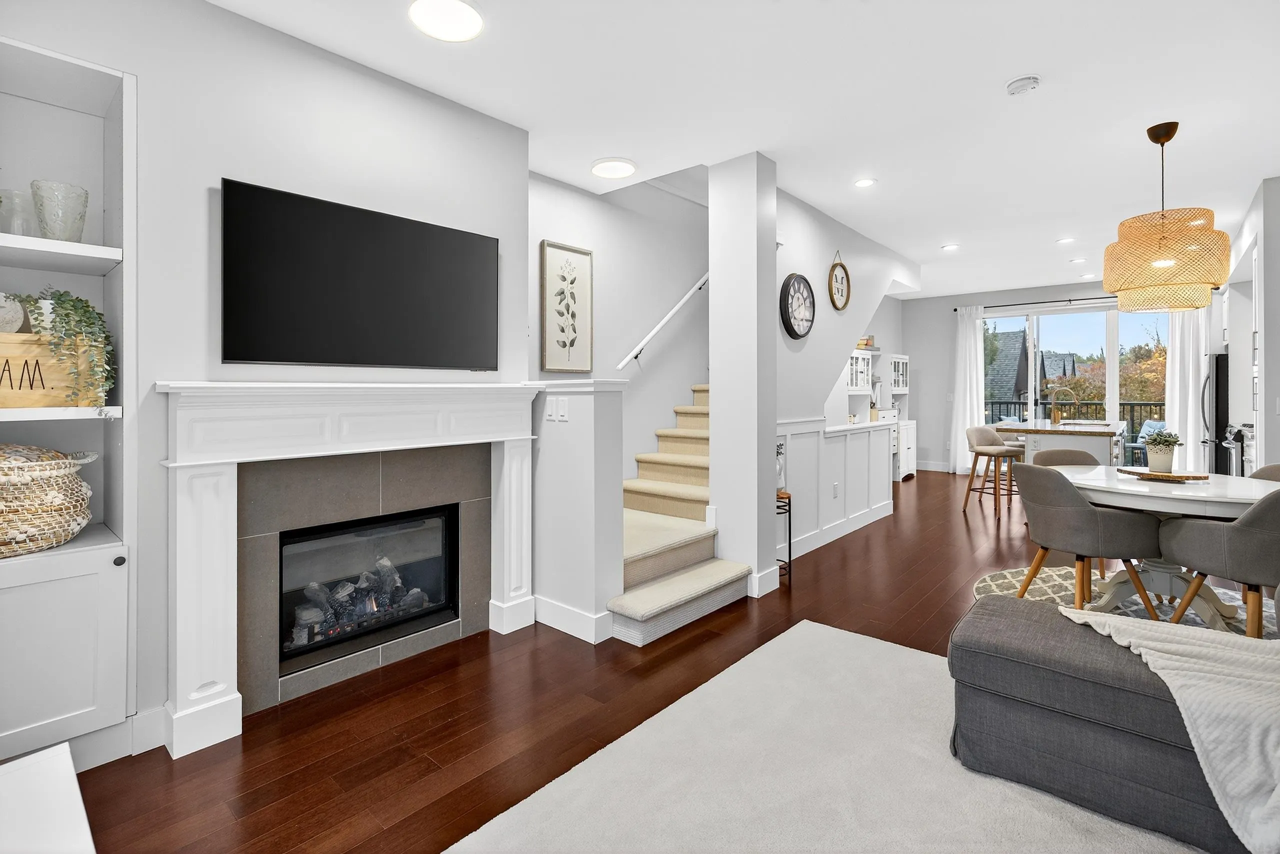 153 2501 161a Street