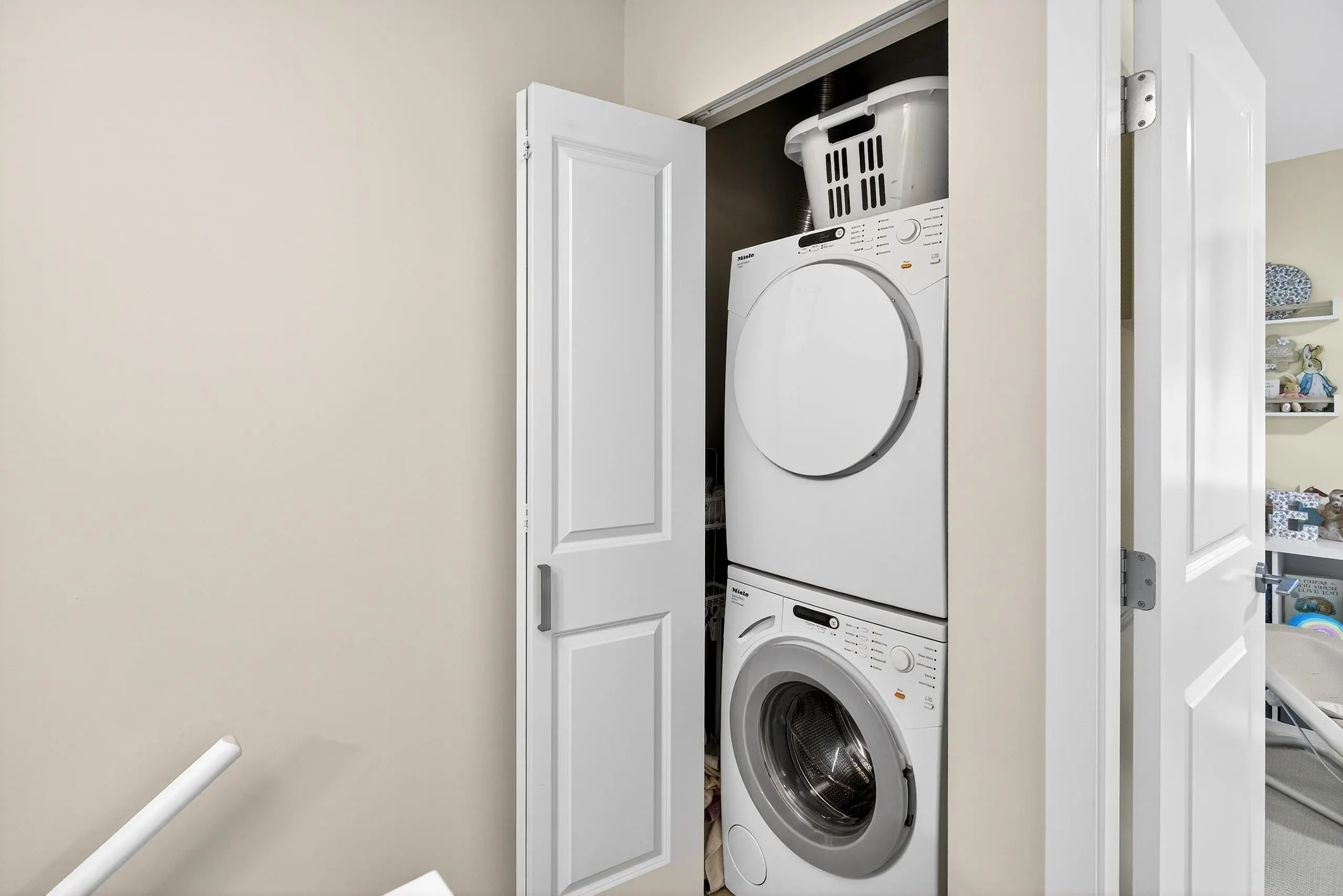 153 2501 161a Street