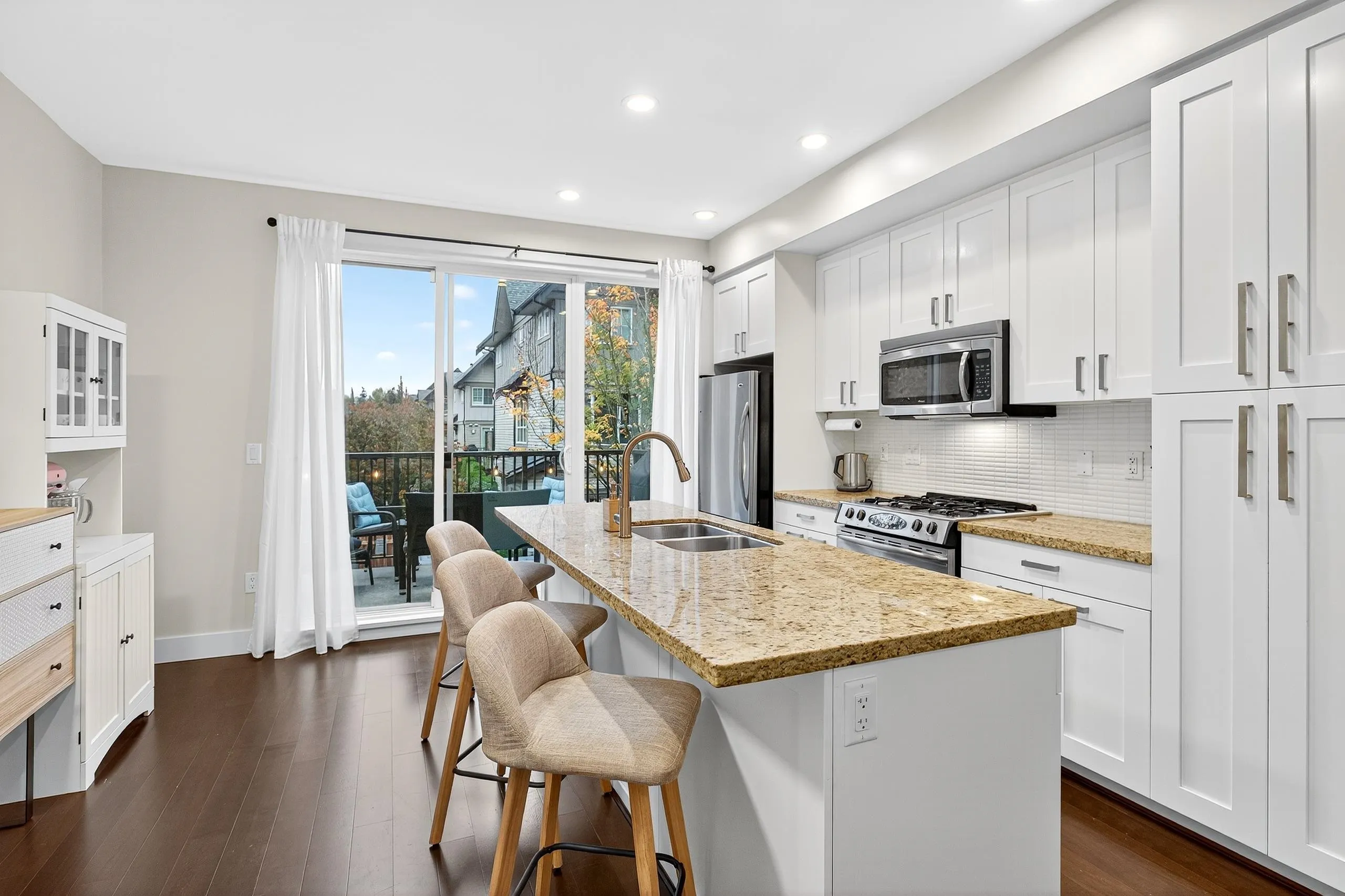 153 2501 161a Street