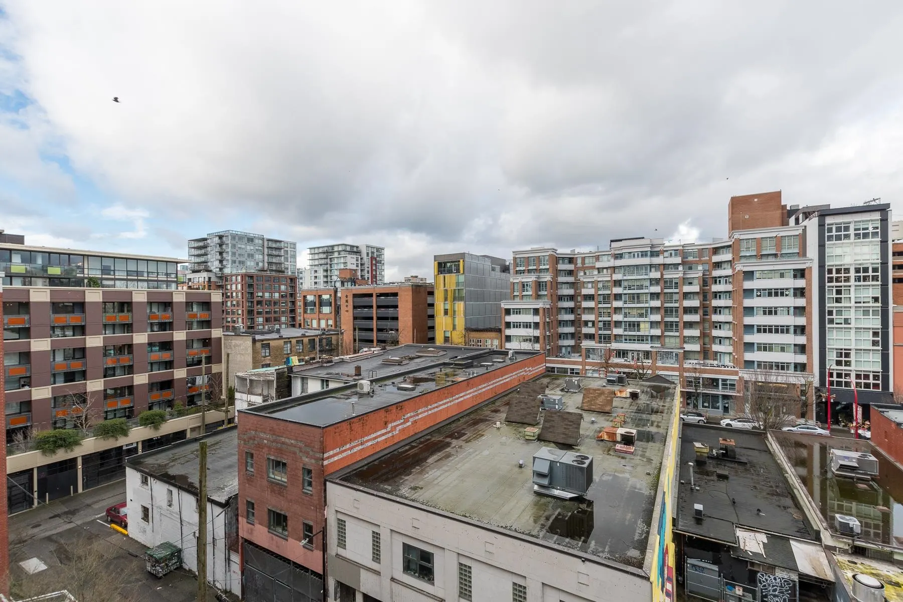 714 221 Union Street