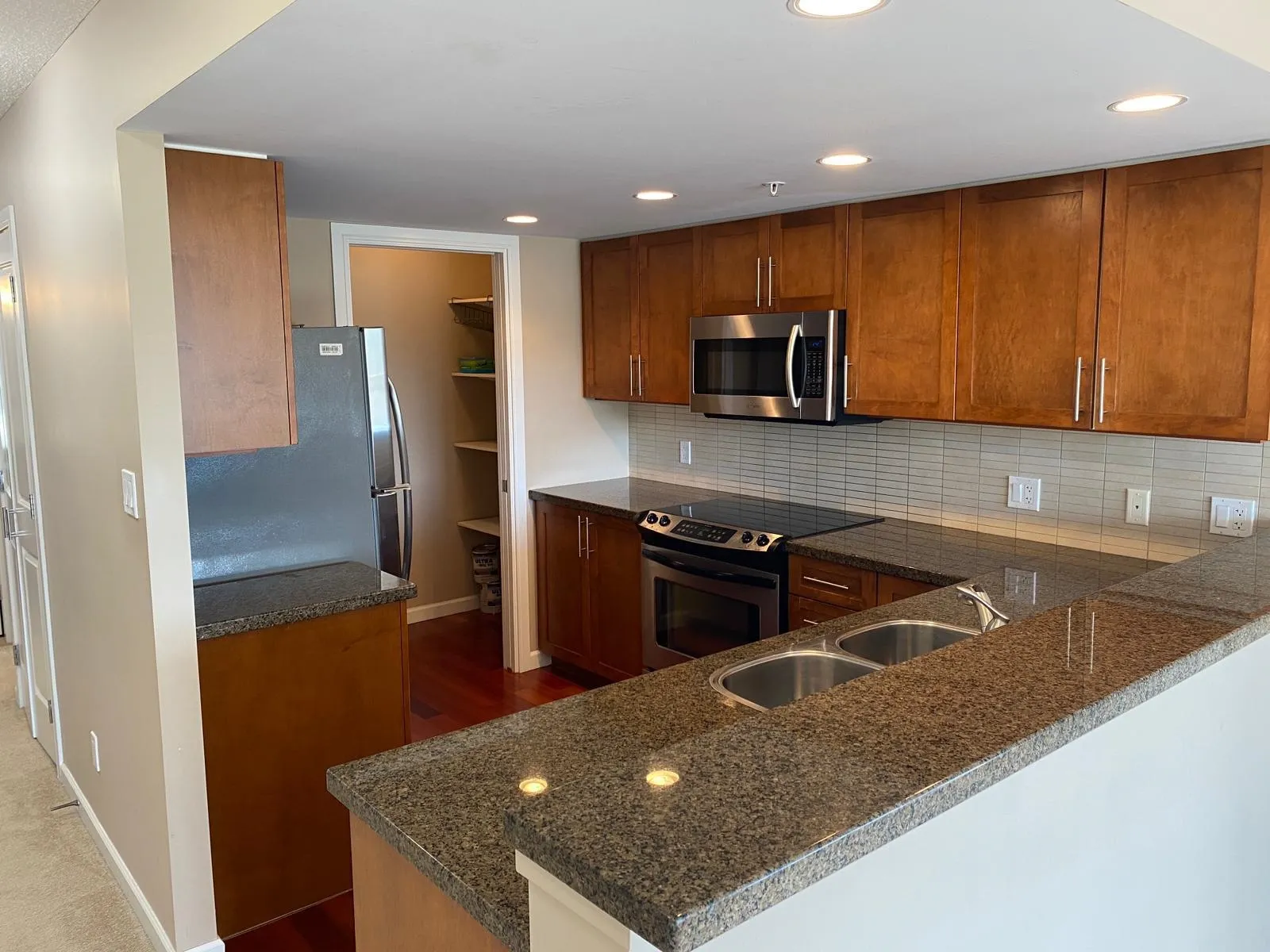 1503 288 Ungless Way