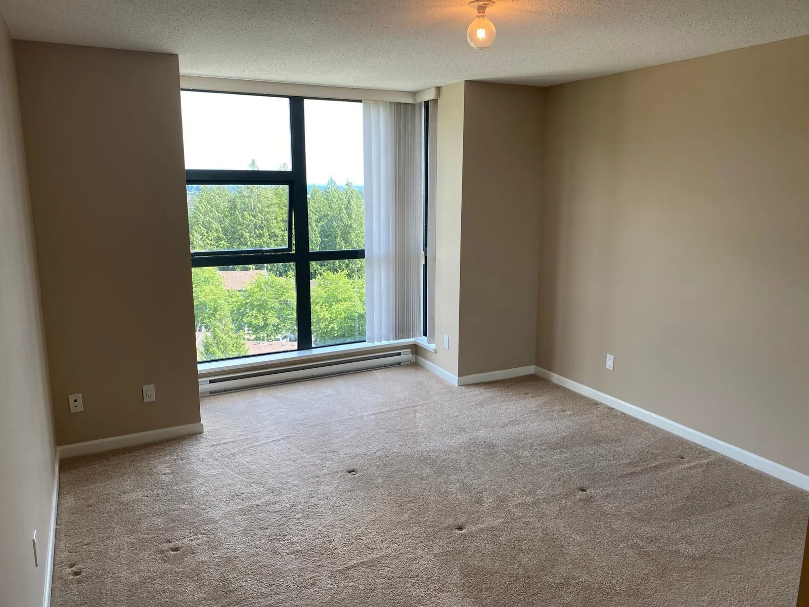 1503 288 Ungless Way