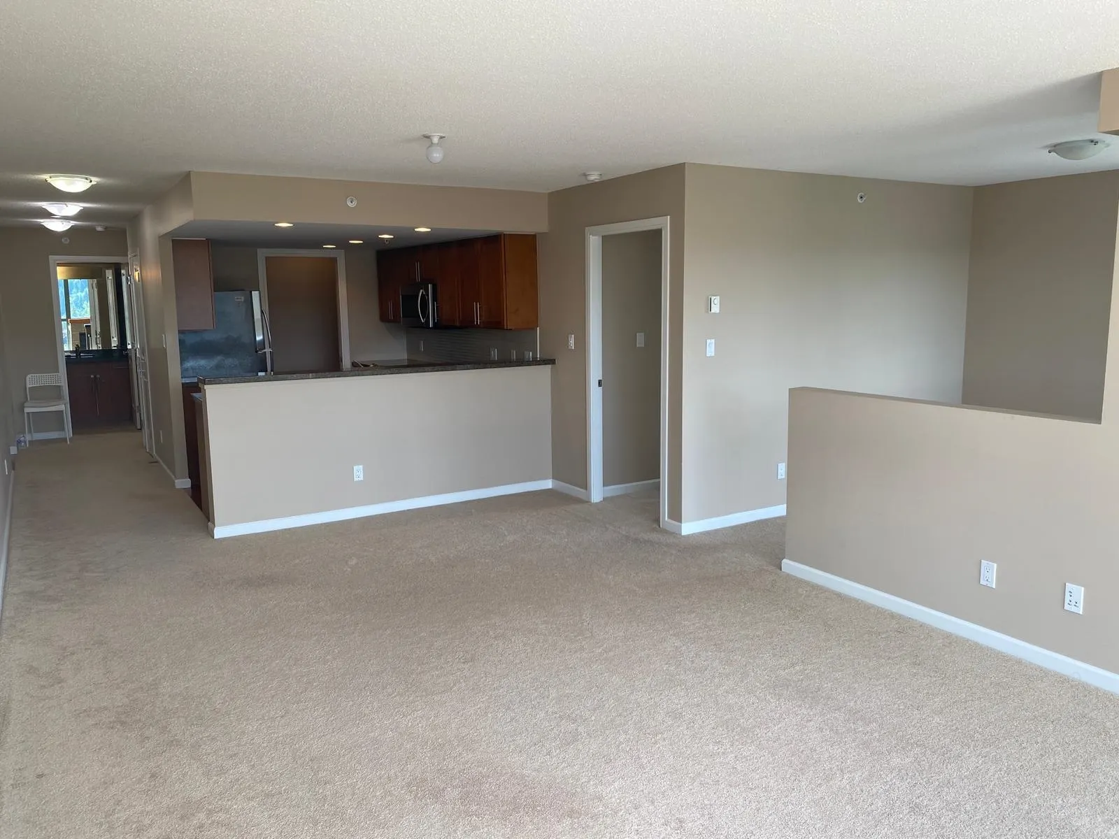 1503 288 Ungless Way