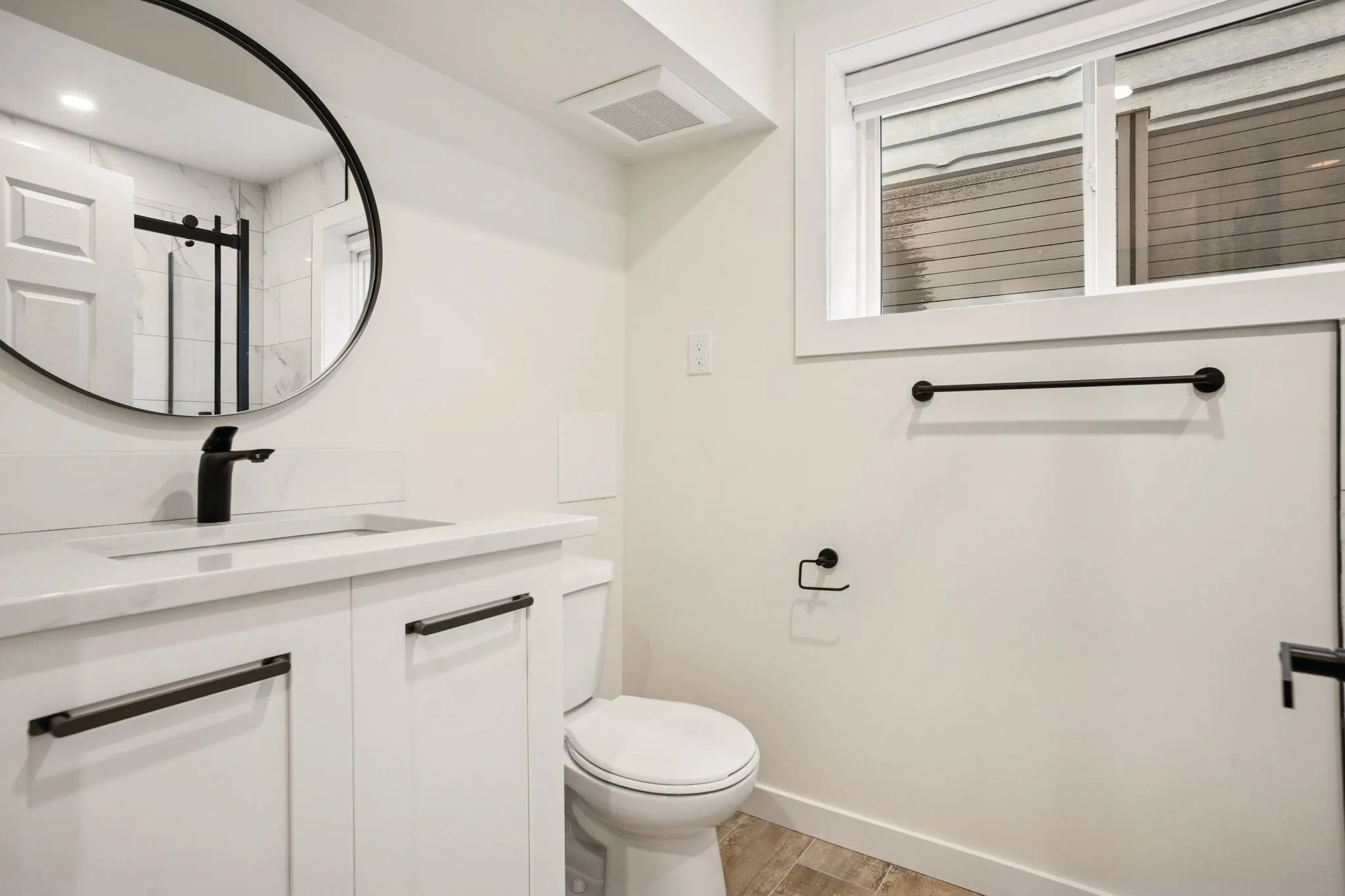 15962 North Bluff Road