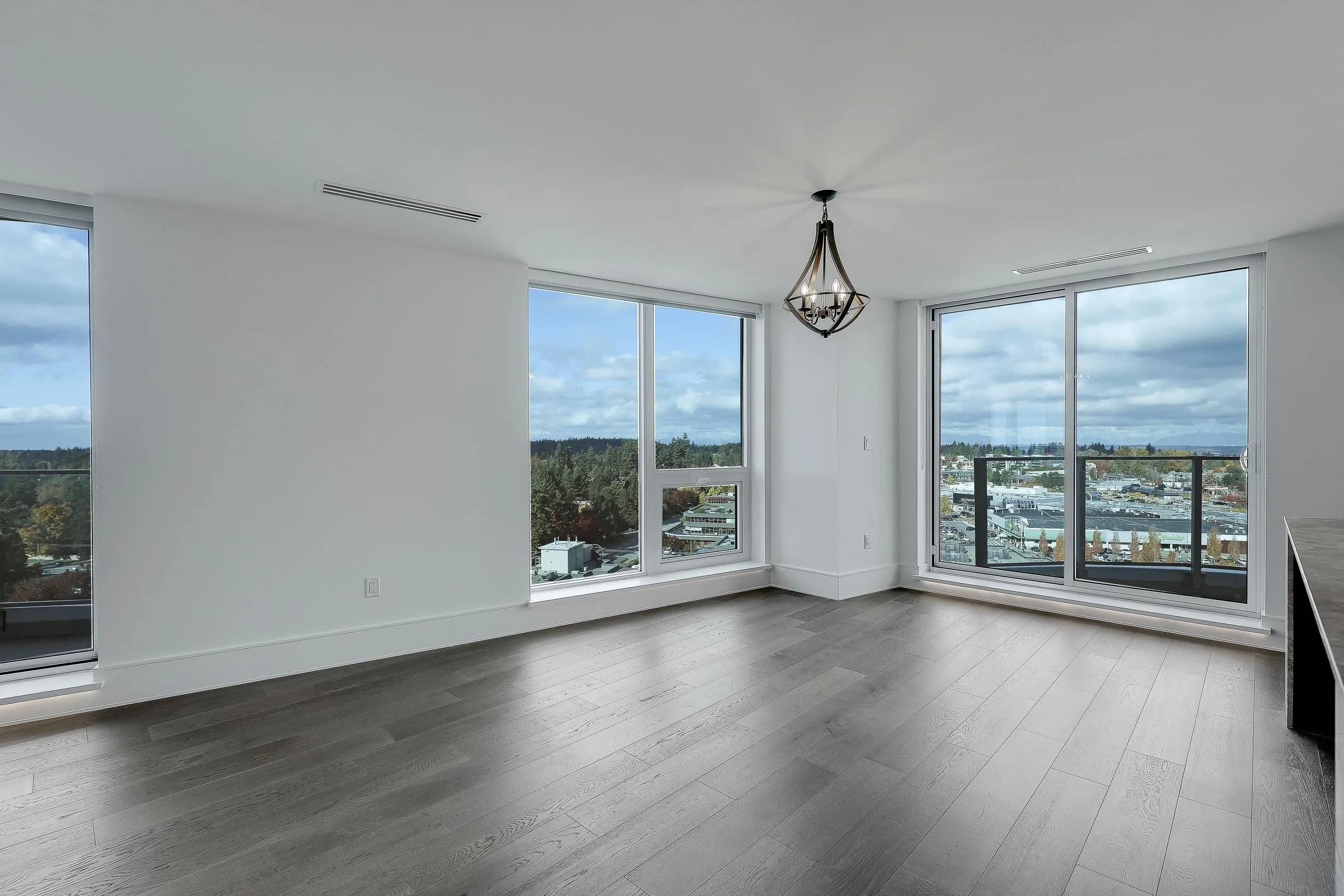 1401 1501 Foster Street