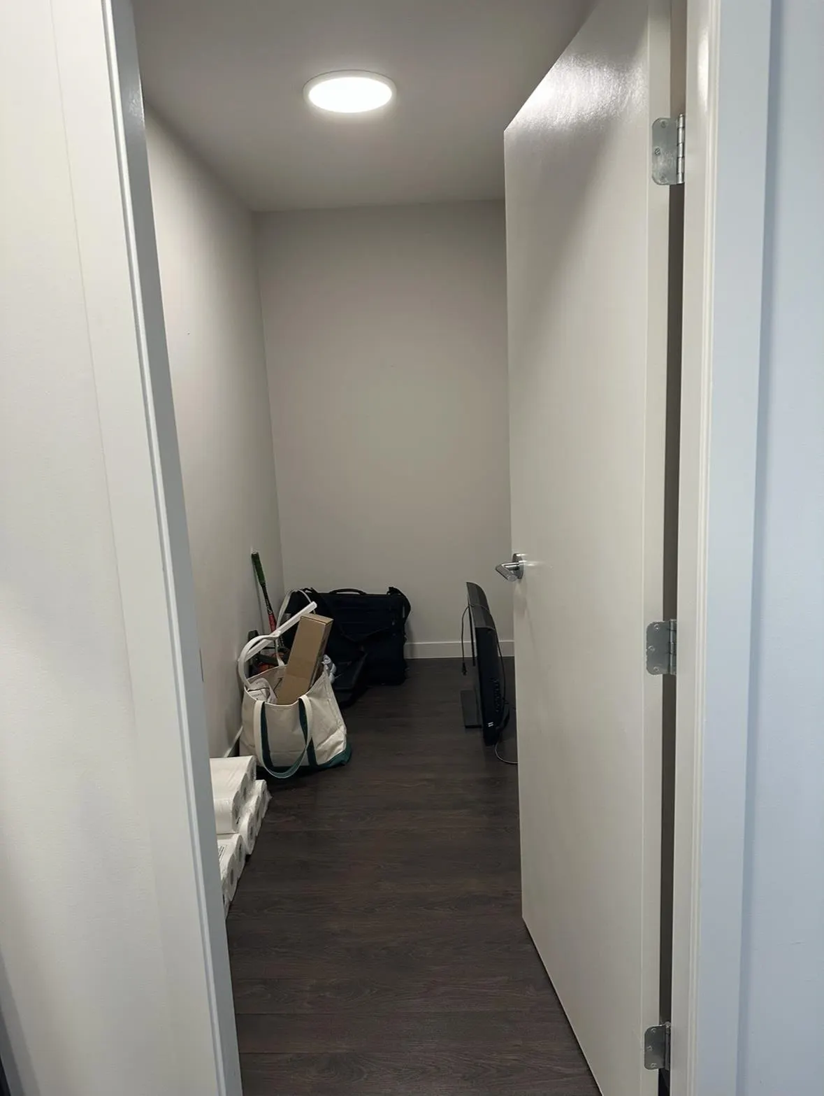 410 1673 Lloyd Avenue