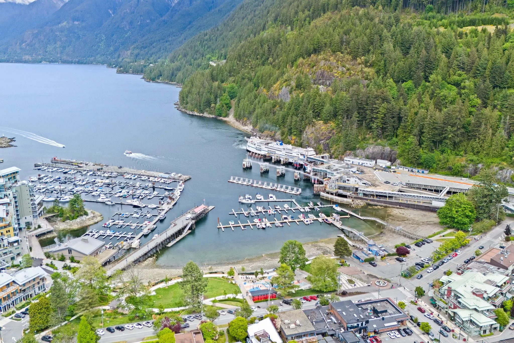 203 6697 Nelson Avenue