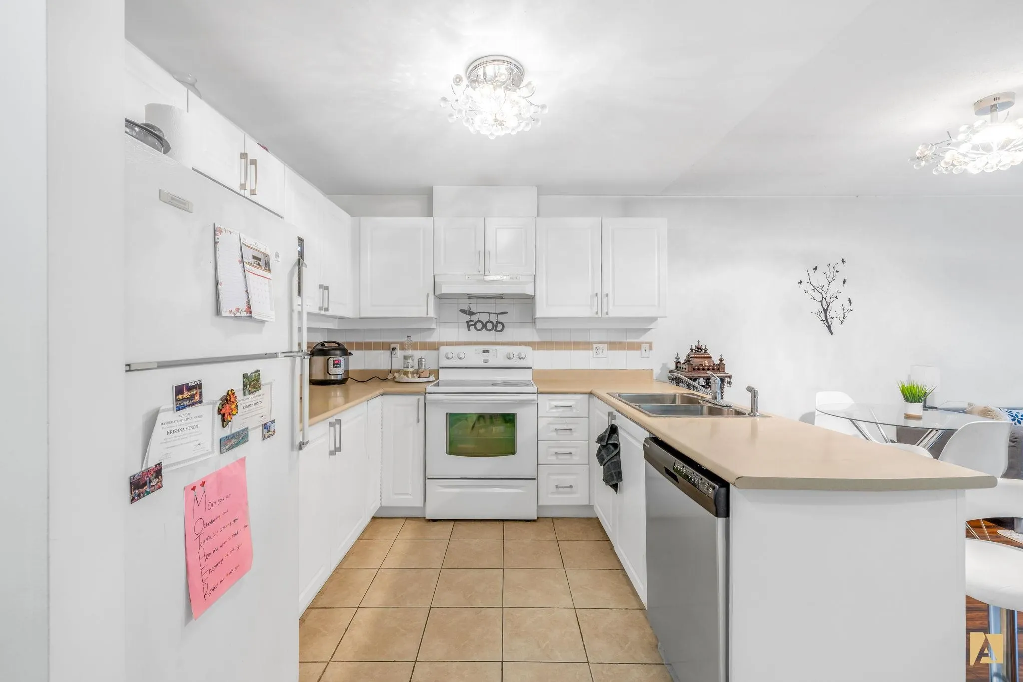 415 1591 Booth Avenue